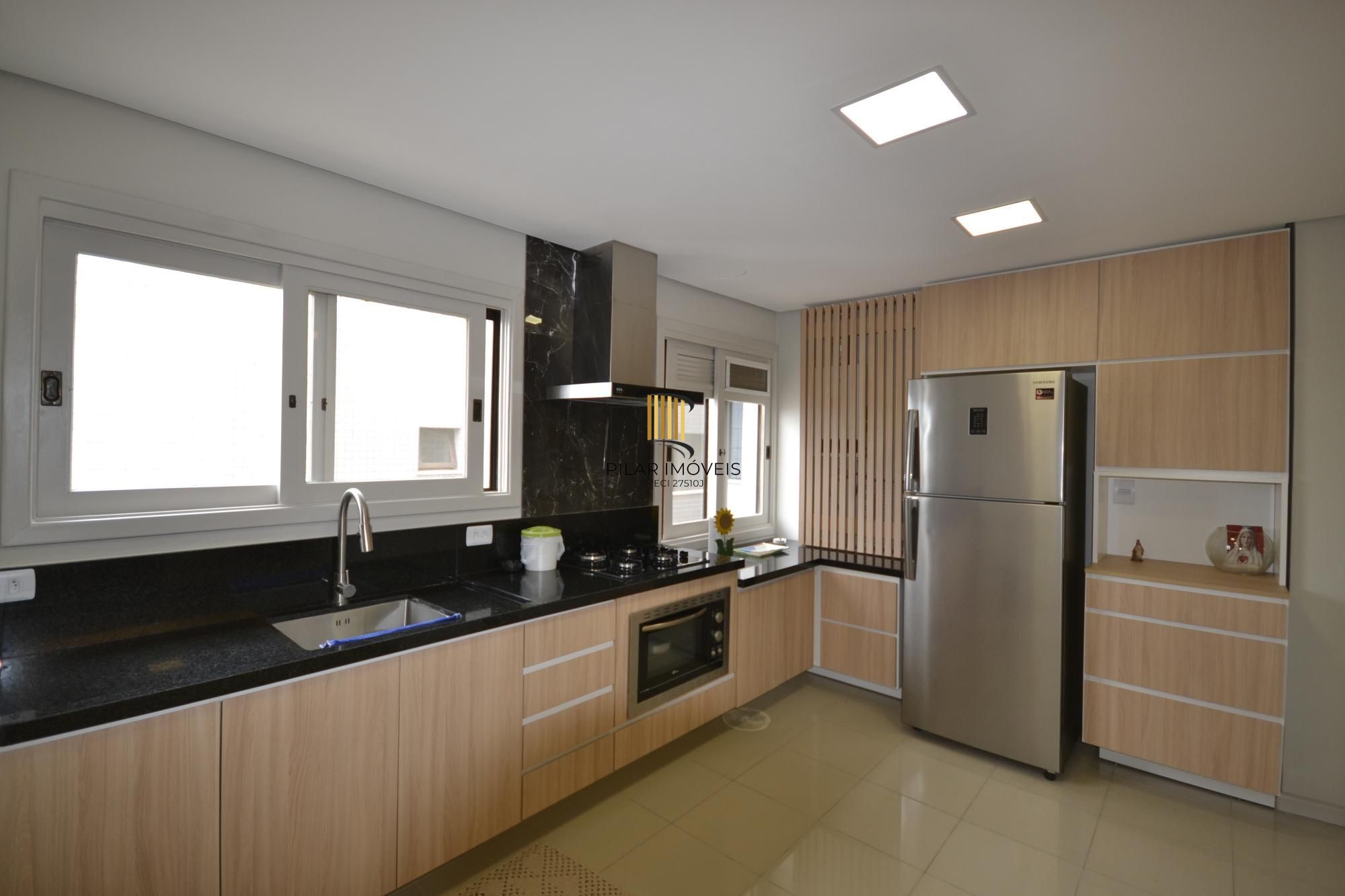 Cobertura Reformada no Jardim Planalto com 3 Vagas e Churrasqueira