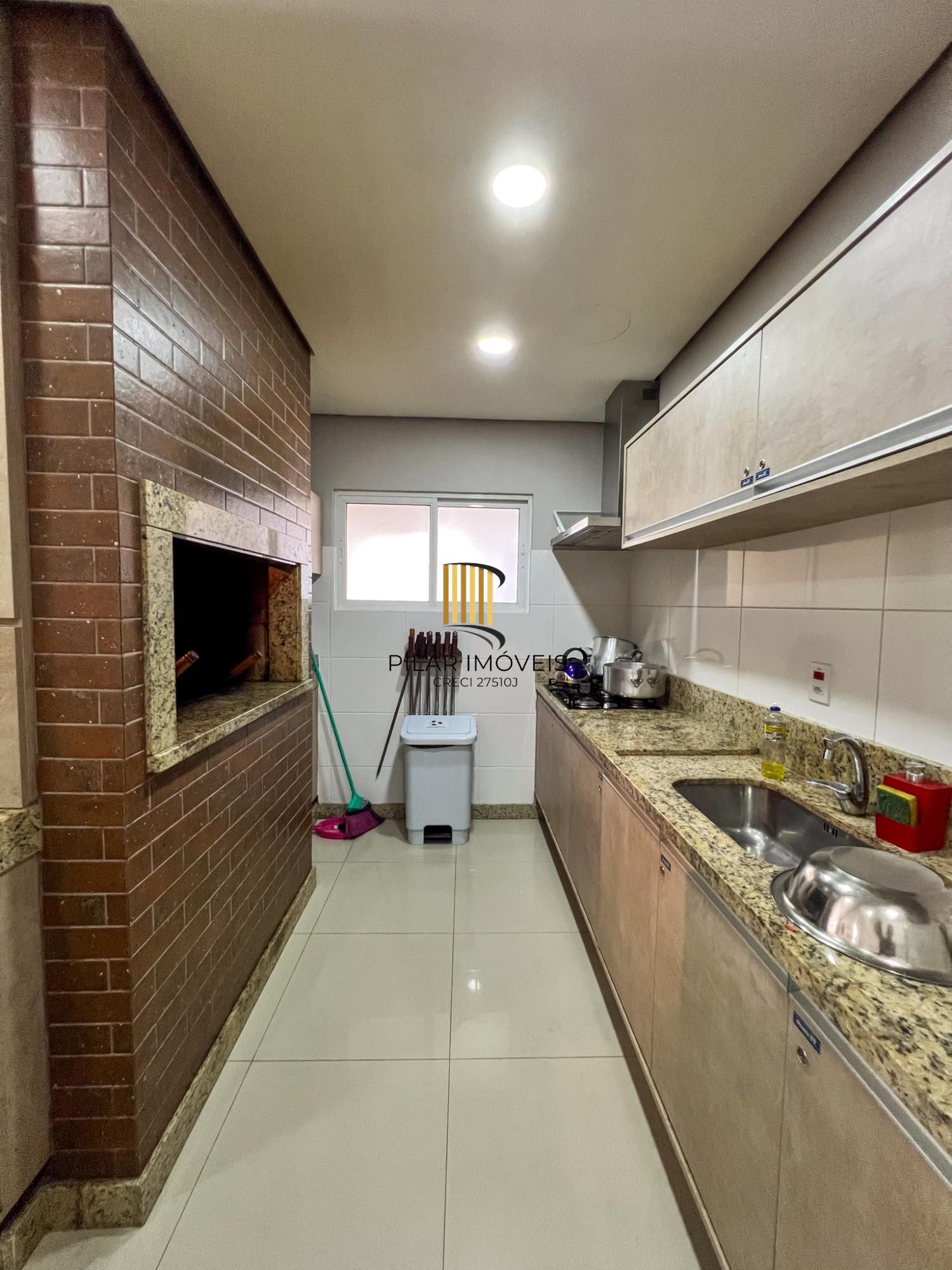 Apartamento 3 Dormitórios com Suíte e 2 Vagas na Tristeza, próximo ao barra shopping