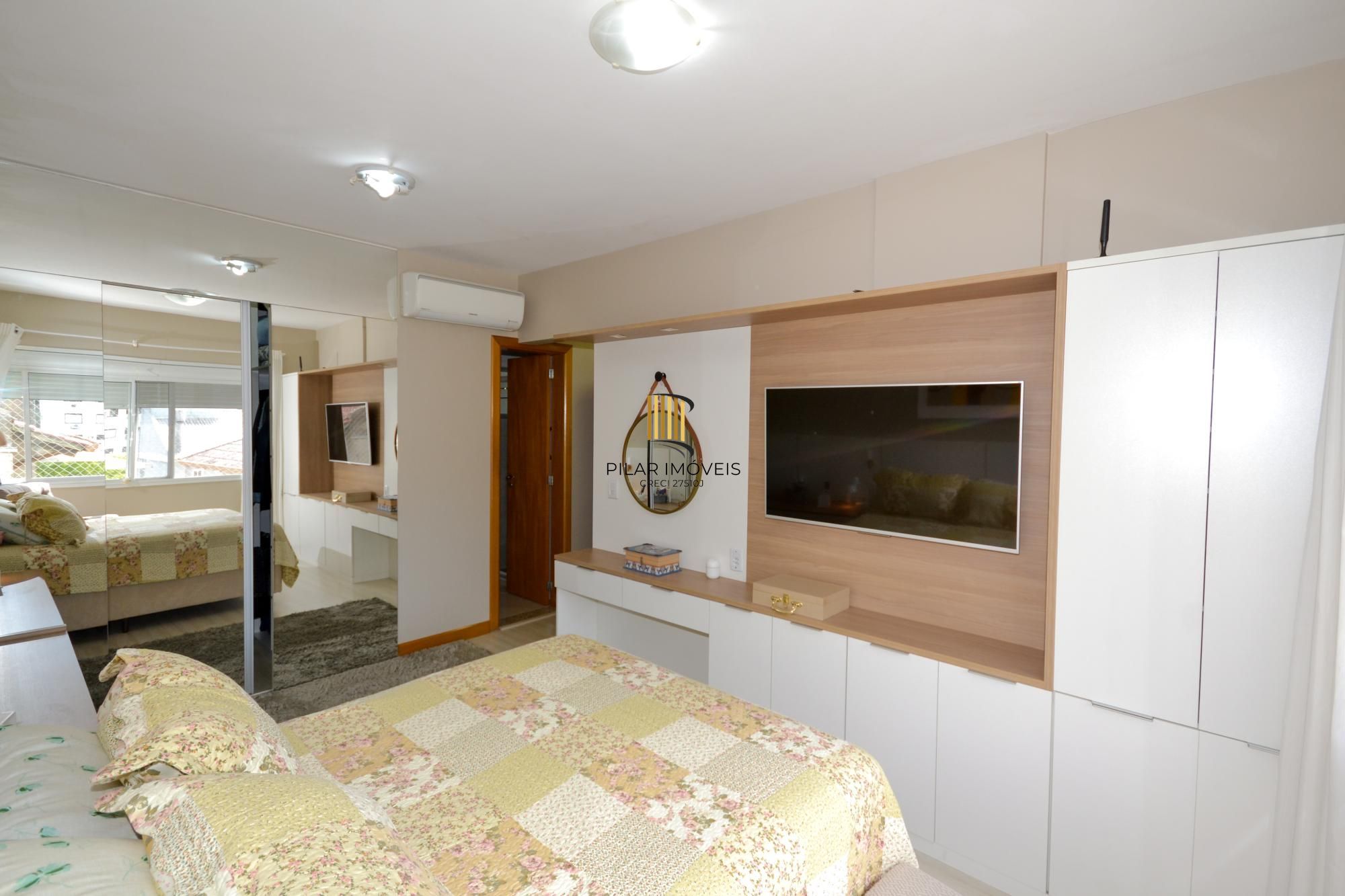 Apartamento 3 Dormitórios com Suíte e 2 Vagas na Tristeza, próximo ao barra shopping