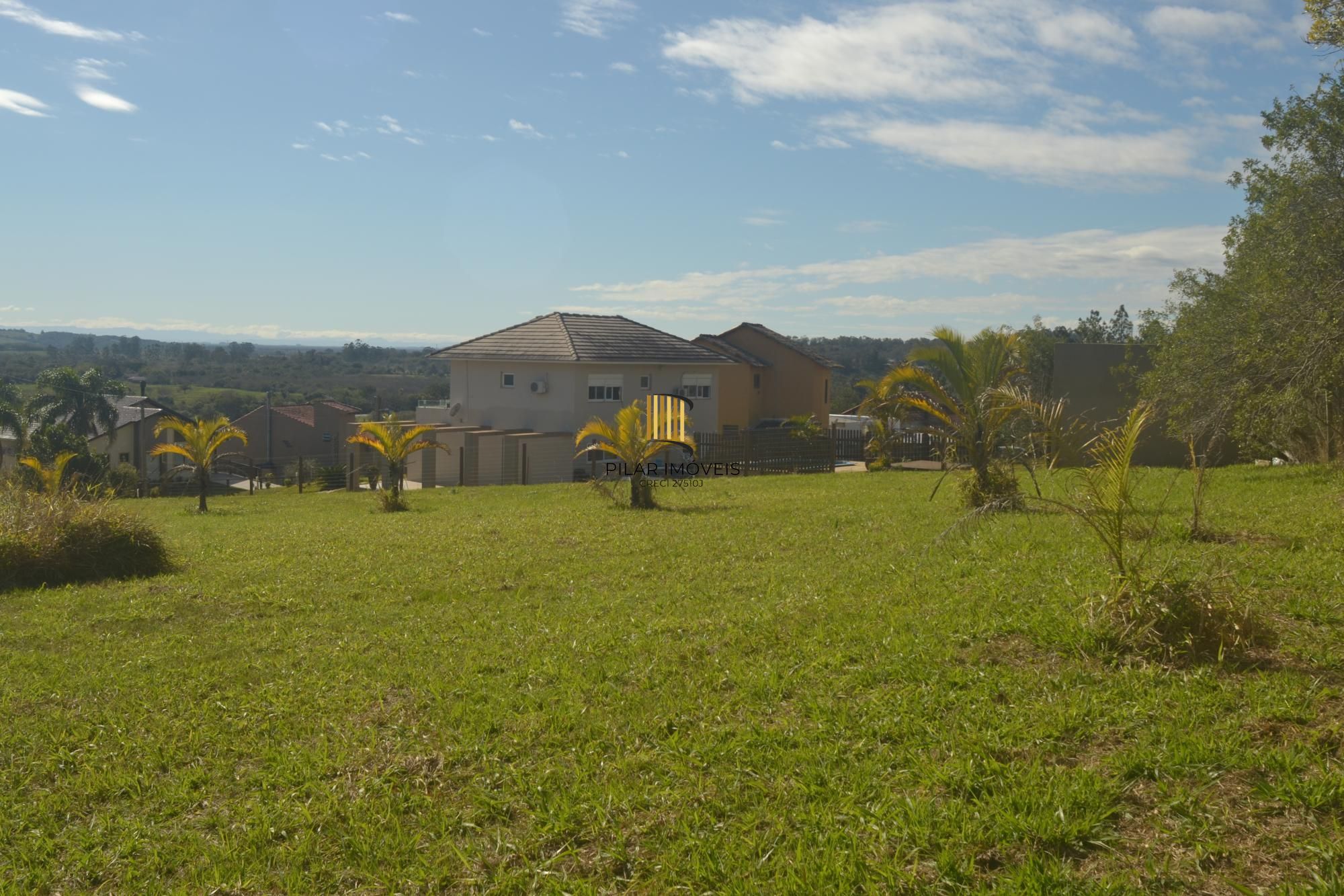 Terreno em condomínio Viamão 1.607,45m, com projeto de casa, prox da rs 118