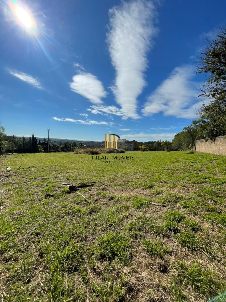 Terreno em condomínio Viamão 1.607,45m, com projeto de casa, prox da rs 118
