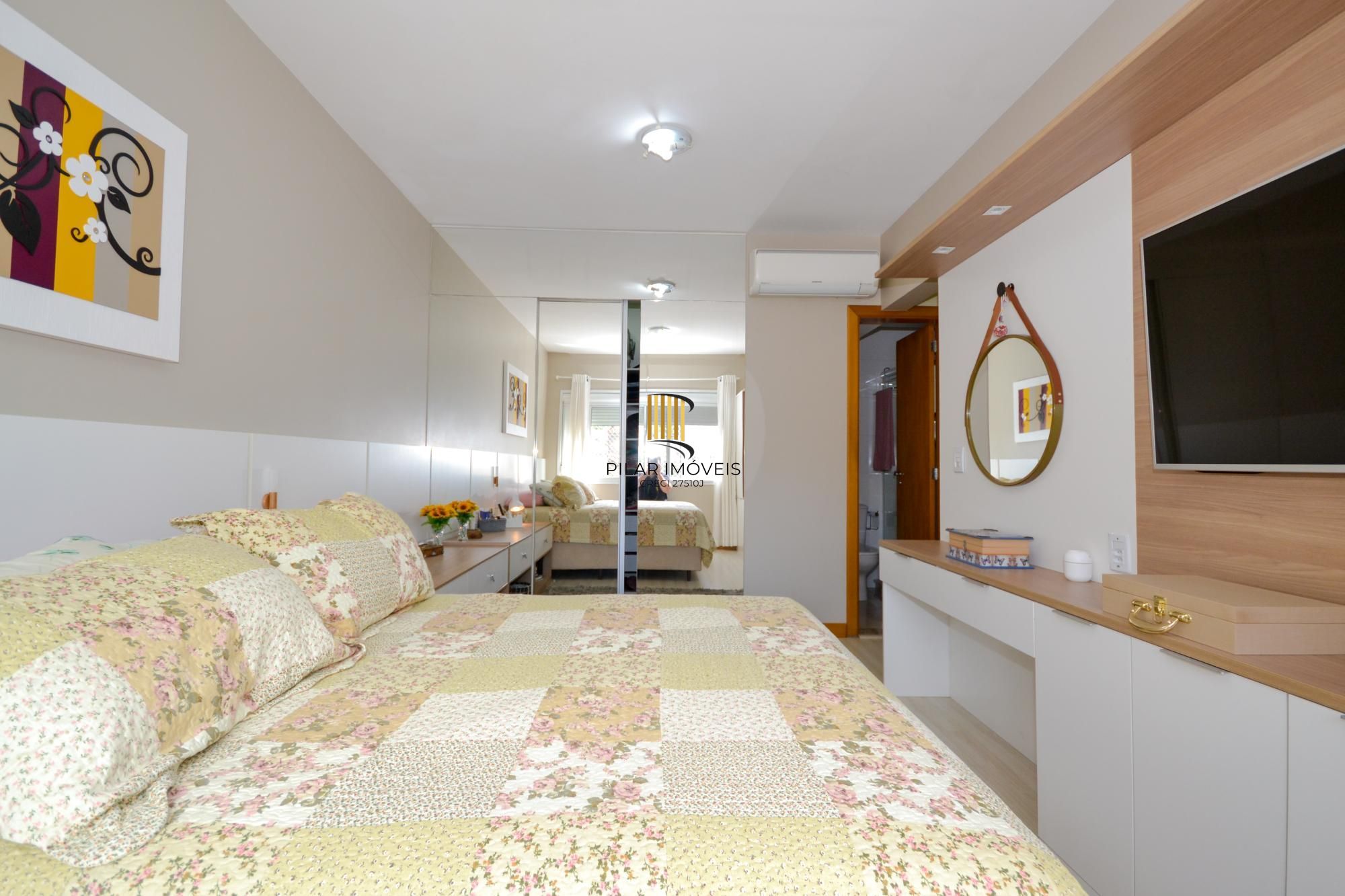 Apartamento 3 Dormitórios com Suíte e 2 Vagas na Tristeza, próximo ao barra shopping