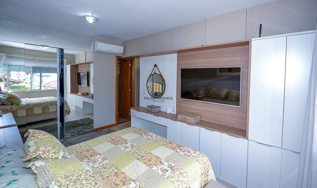 Apartamento 3 Dormitórios com Suíte e 2 Vagas na Tristeza, próximo ao barra shopping