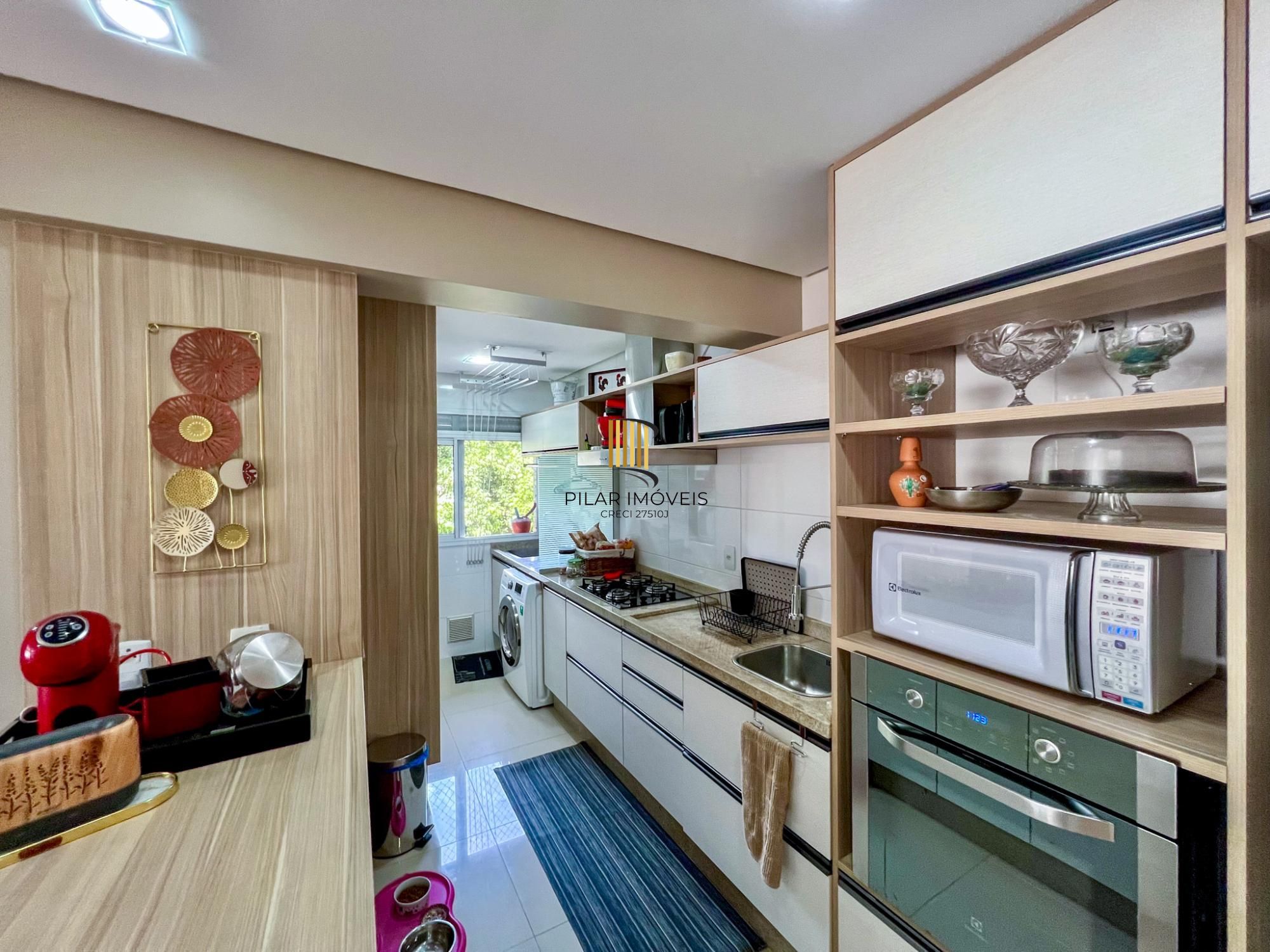 Apartamento 3 Dormitórios com Suíte e 2 Vagas na Tristeza, próximo ao barra shopping