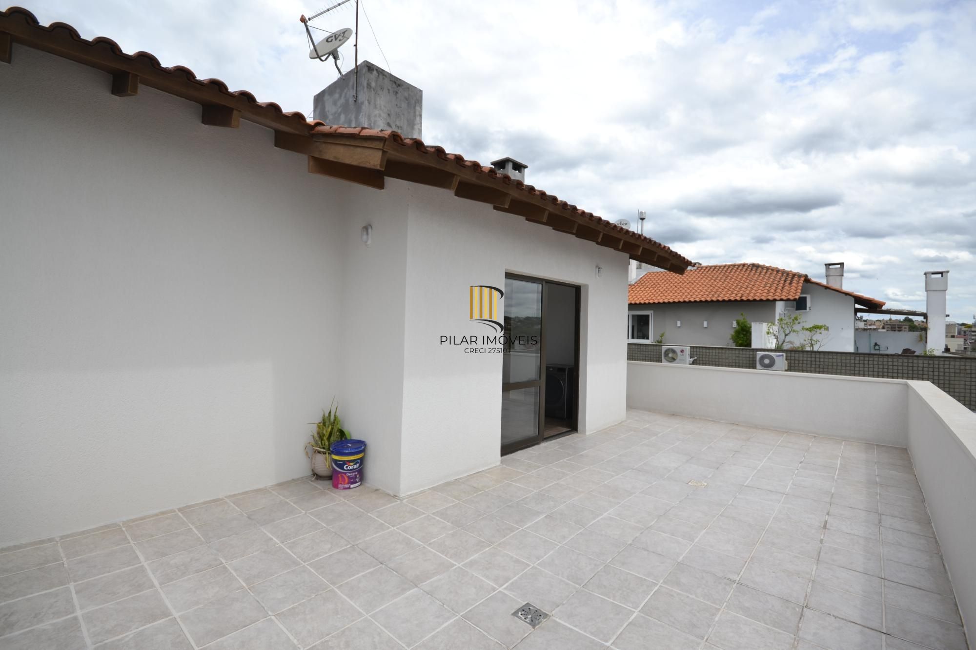 Cobertura Reformada no Jardim Planalto com 3 Vagas e Churrasqueira