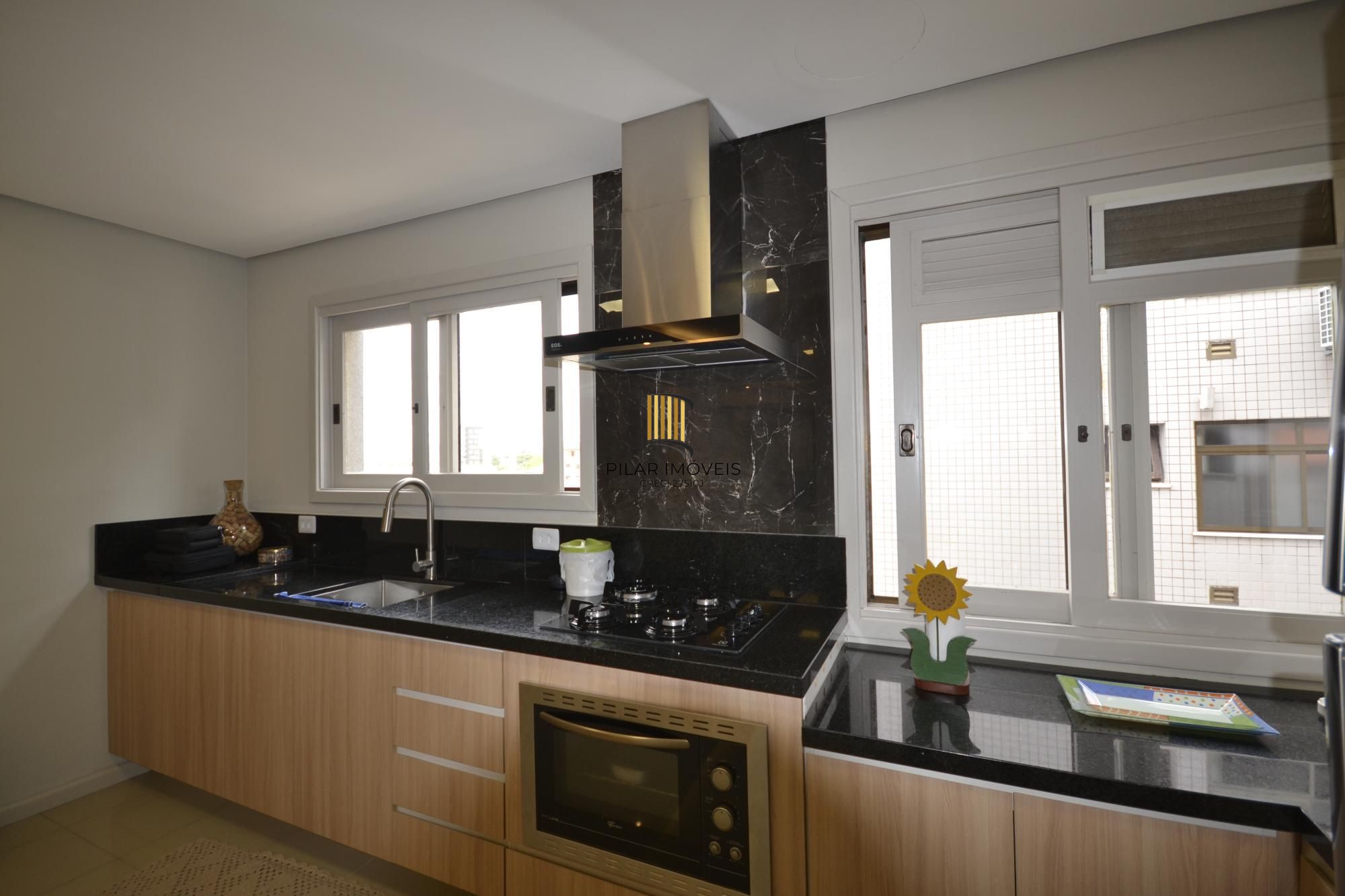 Cobertura Reformada no Jardim Planalto com 3 Vagas e Churrasqueira