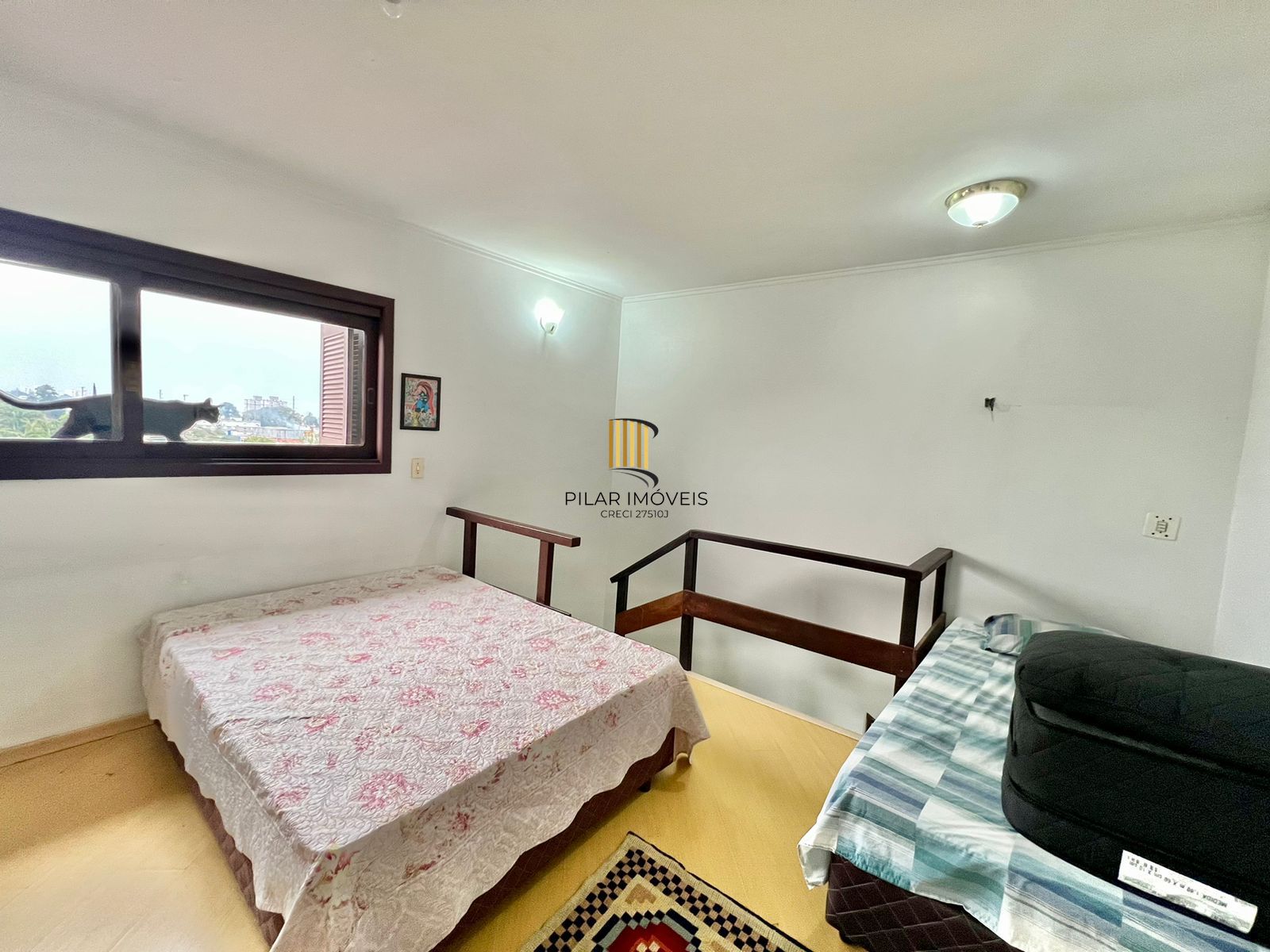 Casa à Venda em Sarandi - 3 Dormitórios, 1 Suíte, 2 vagas