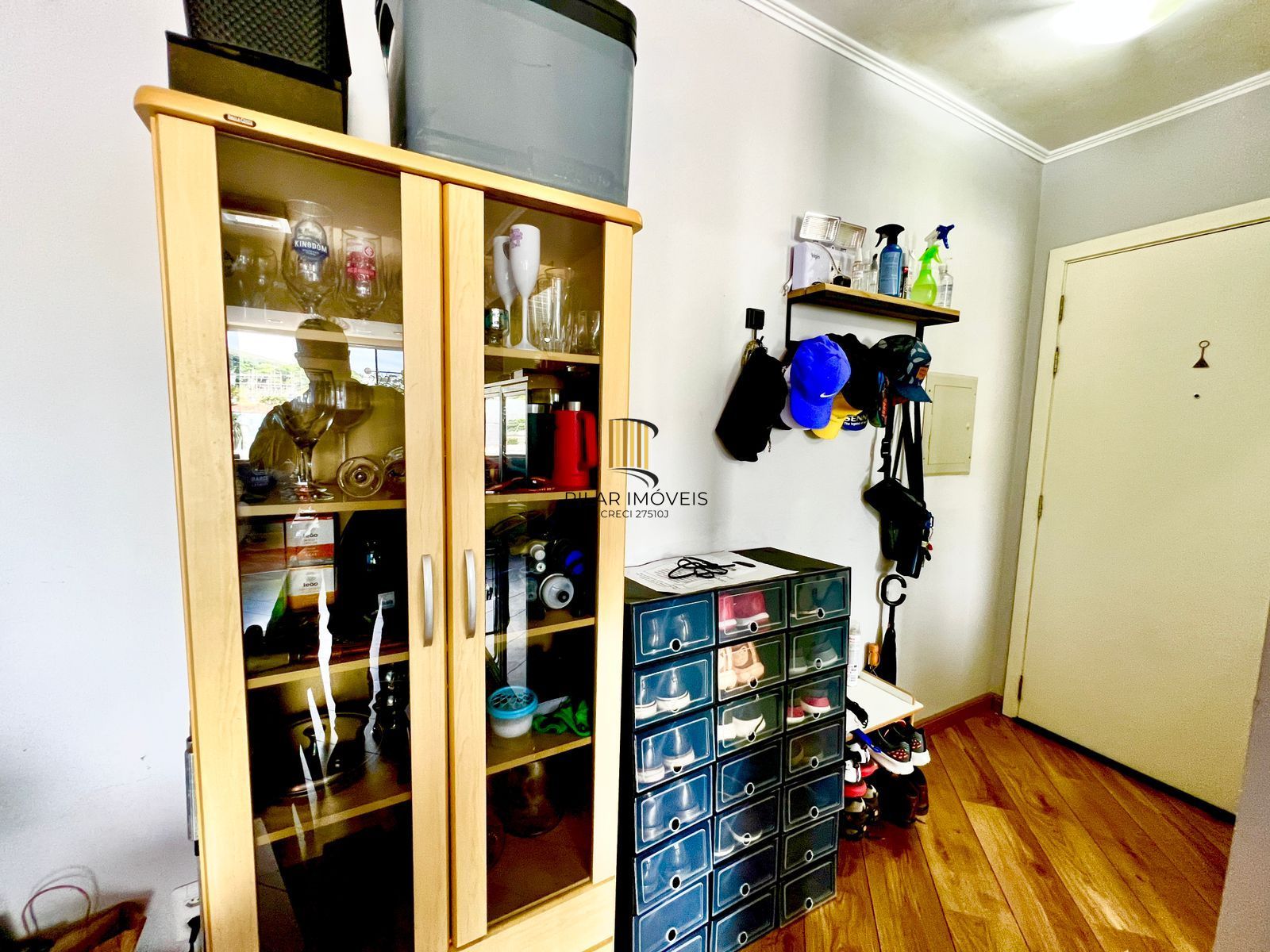 Apartamento 2 quartos com vaga escriturada Av. Cavalhada