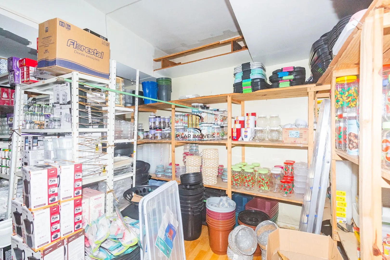 Prédio comercial/residencial a venda no bairro Petropolis
