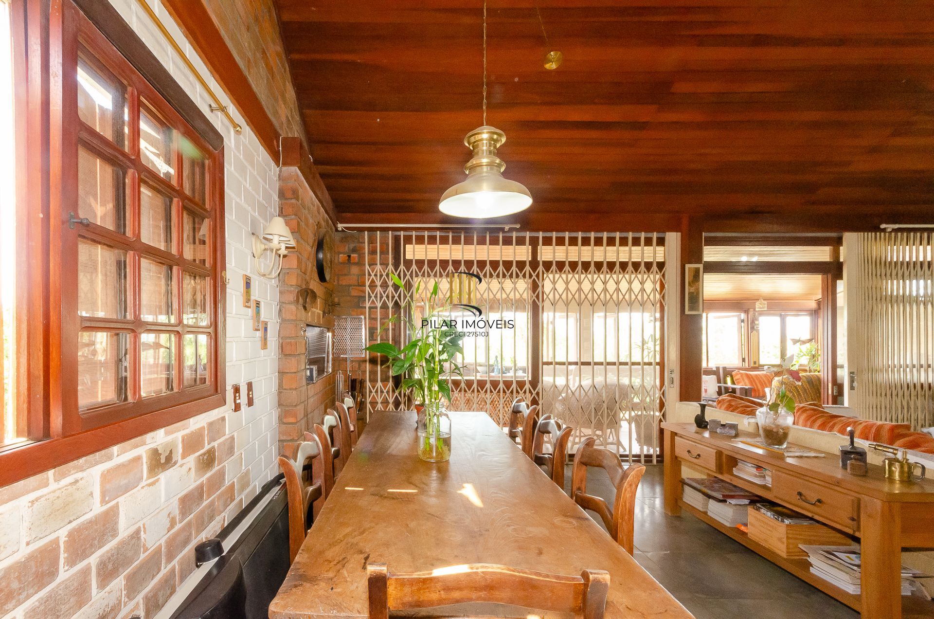 Casa Exclusiva na Zona Sul com Vista Panorâmica, Piscina e Poço Artesiano!