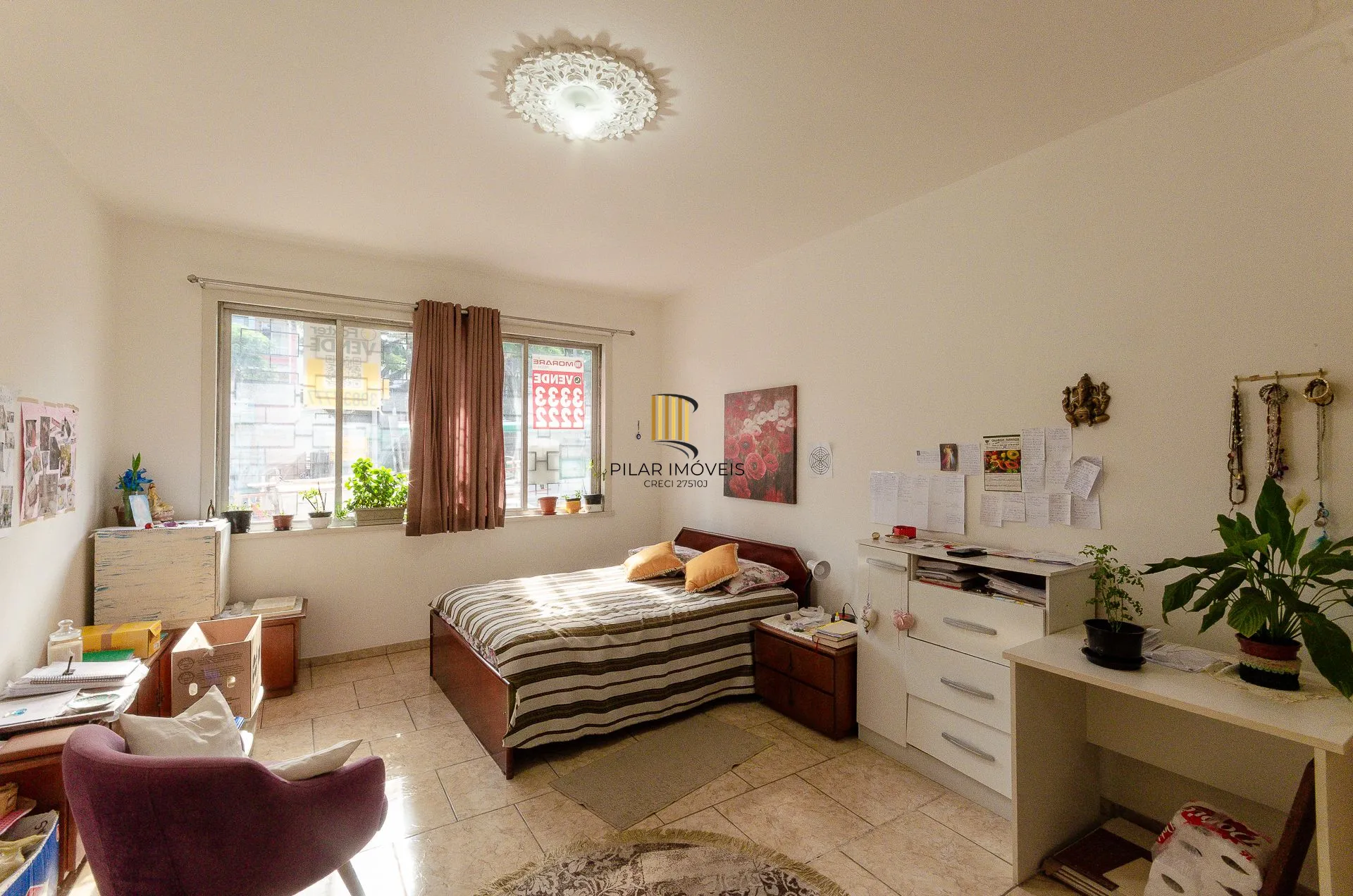 Apartamento de 1 Dormitório com Dependência de Empregada no bairro Petrópolis