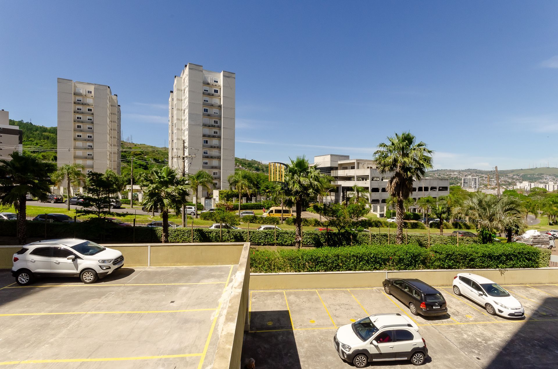 Rossi Flórida Apartamento de 3 Dormitórios no Bairro Jardim Carvalho