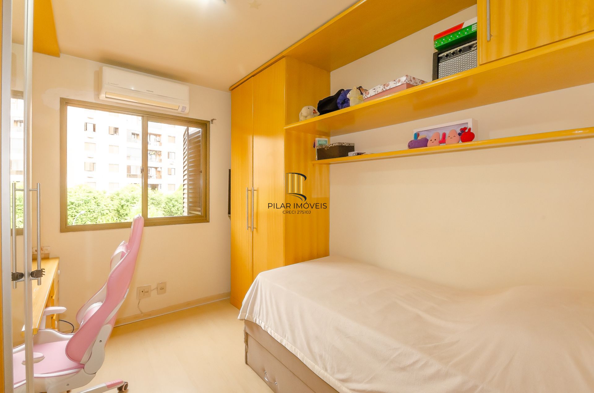 Edifício Residencial Villagio Di Roma- Apartamento a venda com 3 dormitórios no bairro Jardim Carvalho