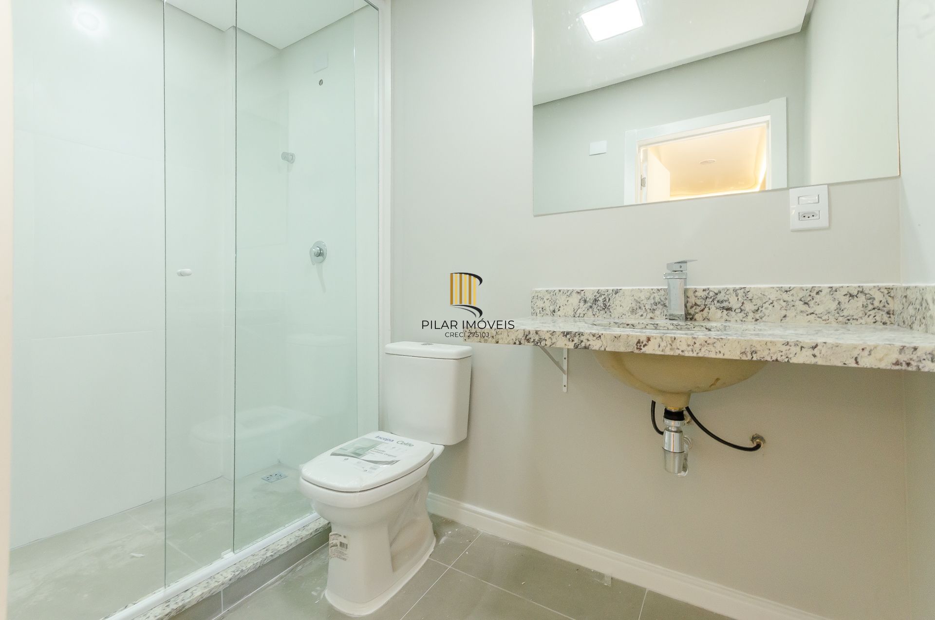 Edifício Anne Franke Apartamento com 3 Dormitórios no bairro Petrópolis