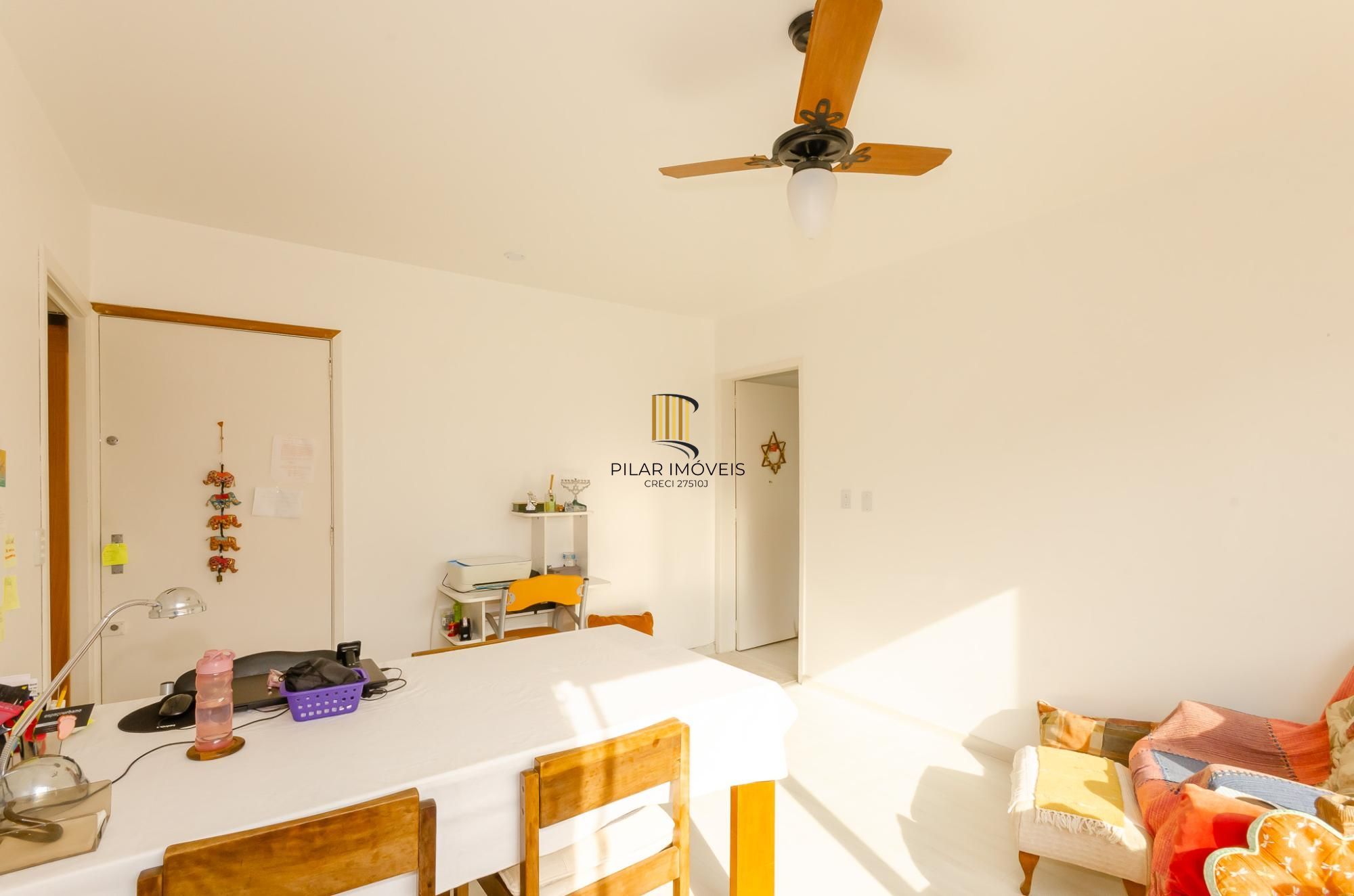 Edifício Solar Pederneiras Apartamento 2 dormitórios no Bairro Petrópolis