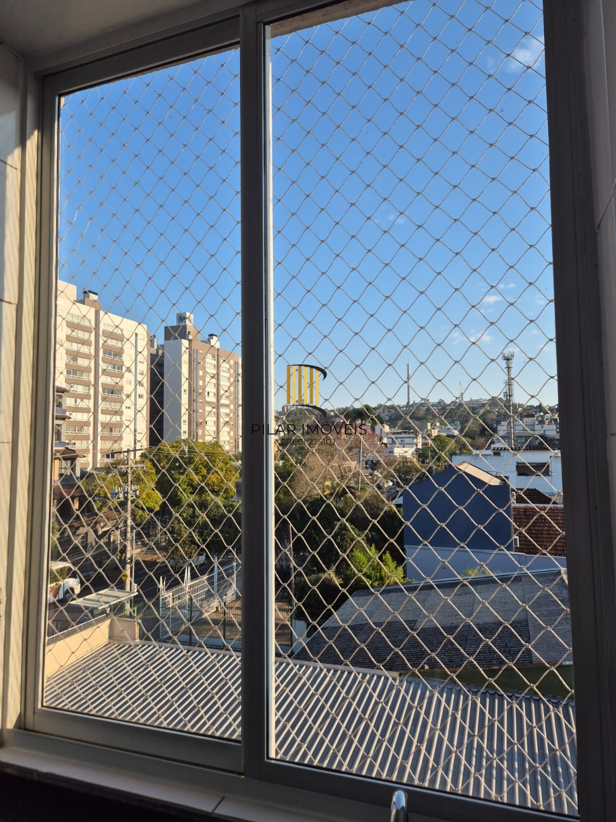 Apartamento de 2 dormitórios com vaga no Menino Deus