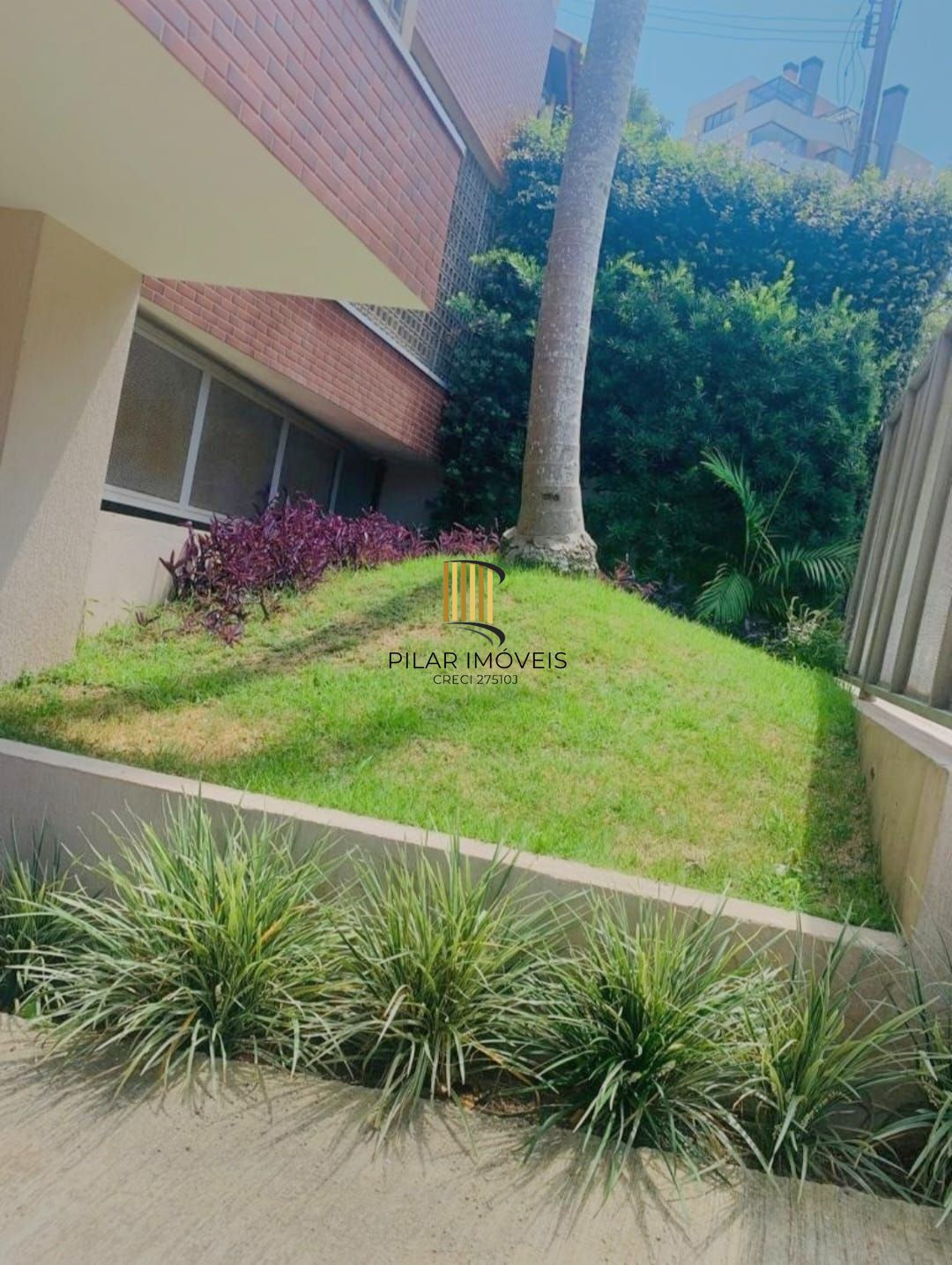 Edifício Jules Verne - Venda de apartamento com 02 dormitórios no bairro Petrópolis