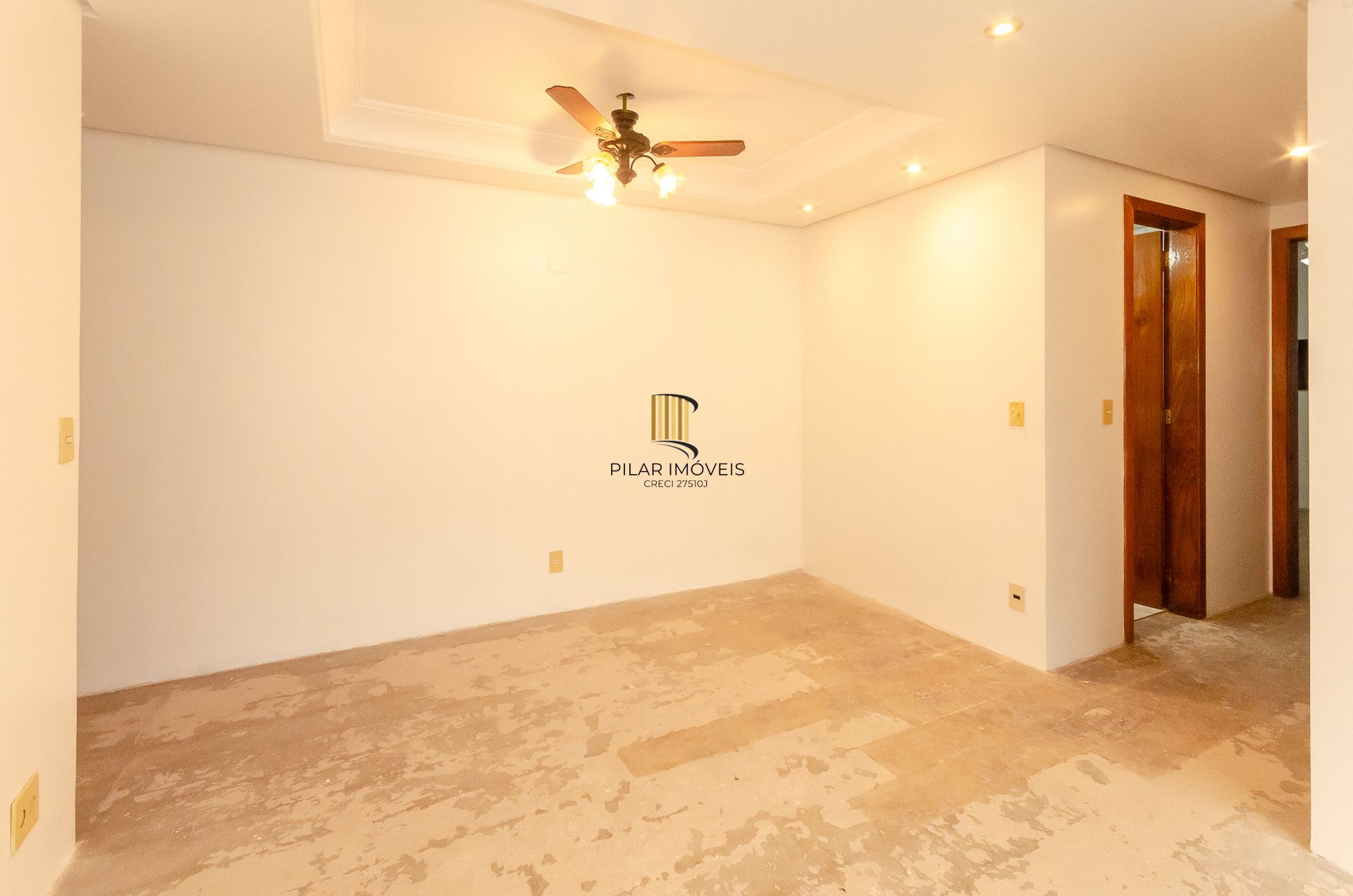 Edifício Luciana - Apartamento a venda com 2 dormitórios no Bairro Petrópolis