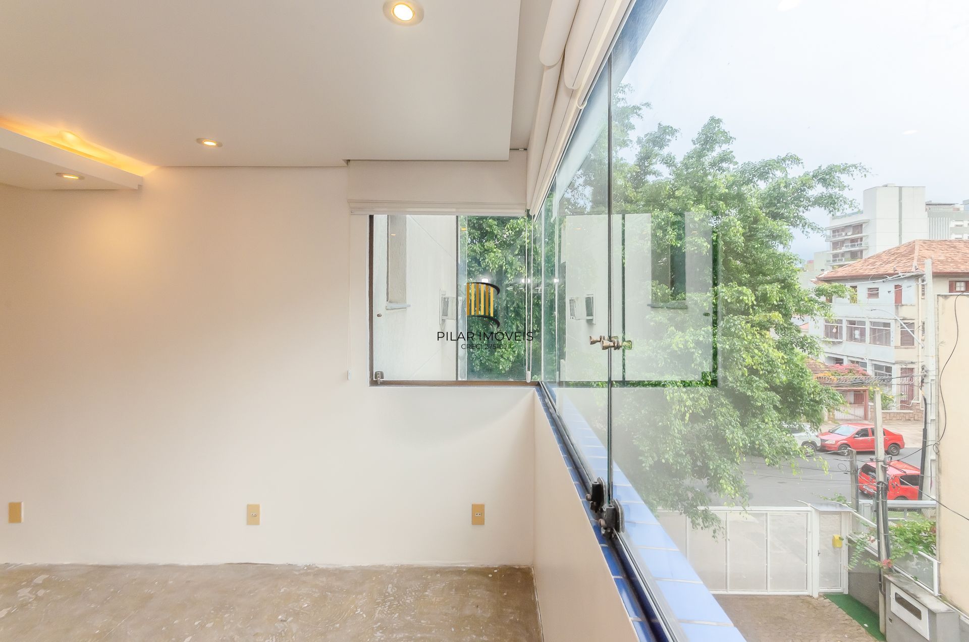 Edifício Luciana - Apartamento a venda com 2 dormitórios no Bairro Petrópolis