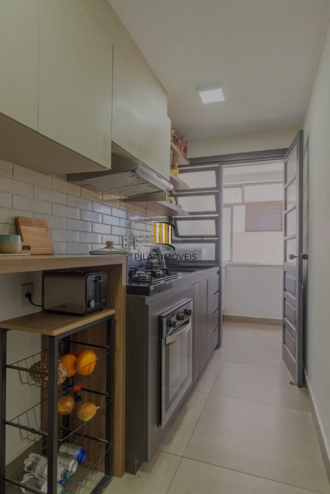 Edifício Humaitá Apartamento a venda com 2 dormitórios no bairro Cidade Baixa