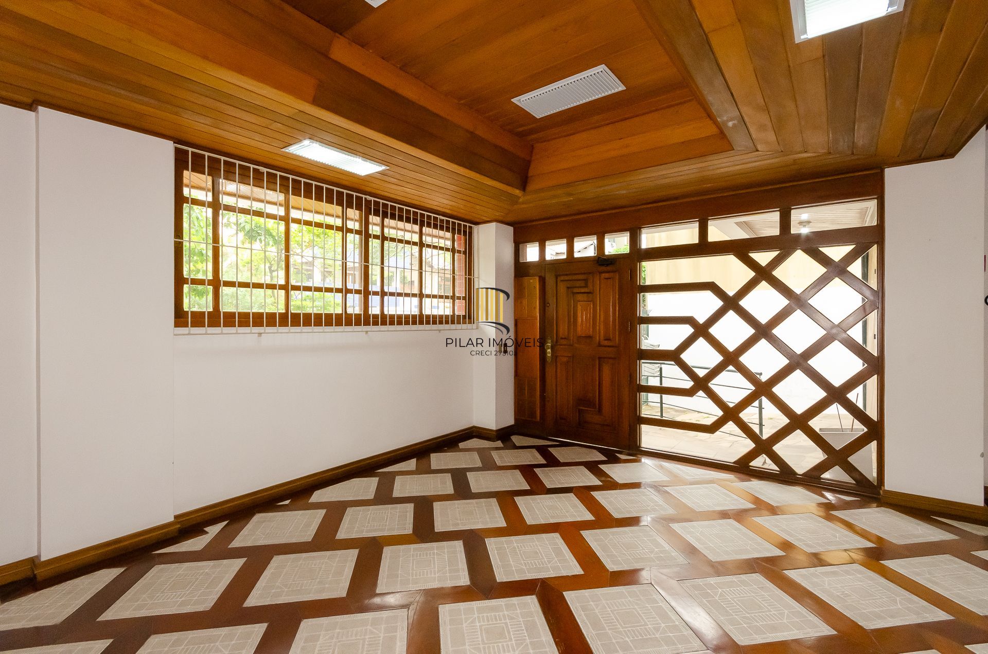 Edifício Canaã Cobertura com 3 dormitórios no bairro jardim Itú