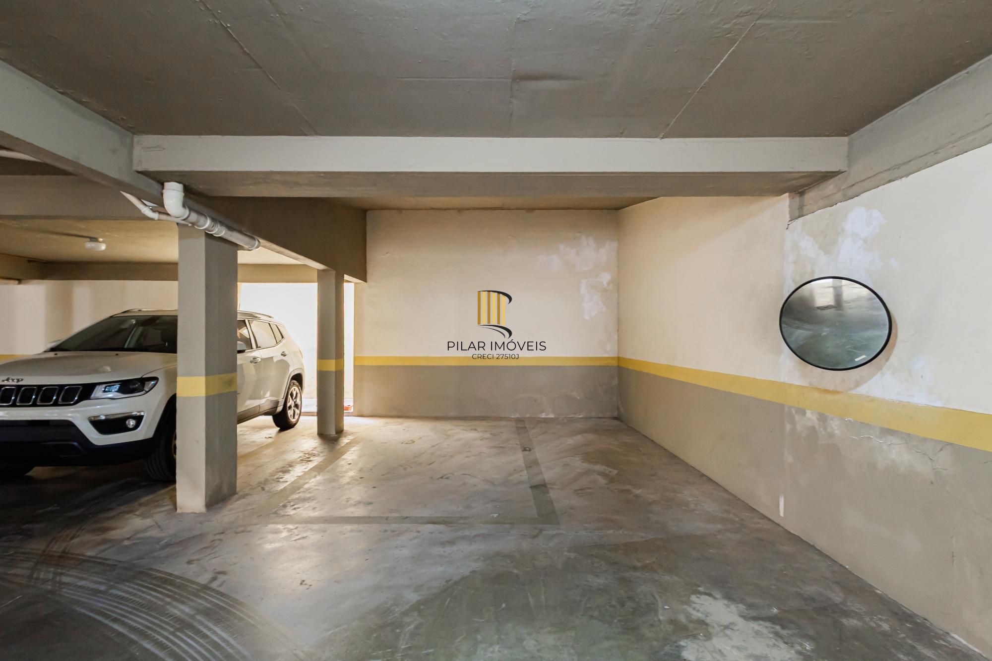 Colinas Garden Apartamento de 2 Dormitórios com Suíte e 2 Vagas no Bairro Passo d'Areia