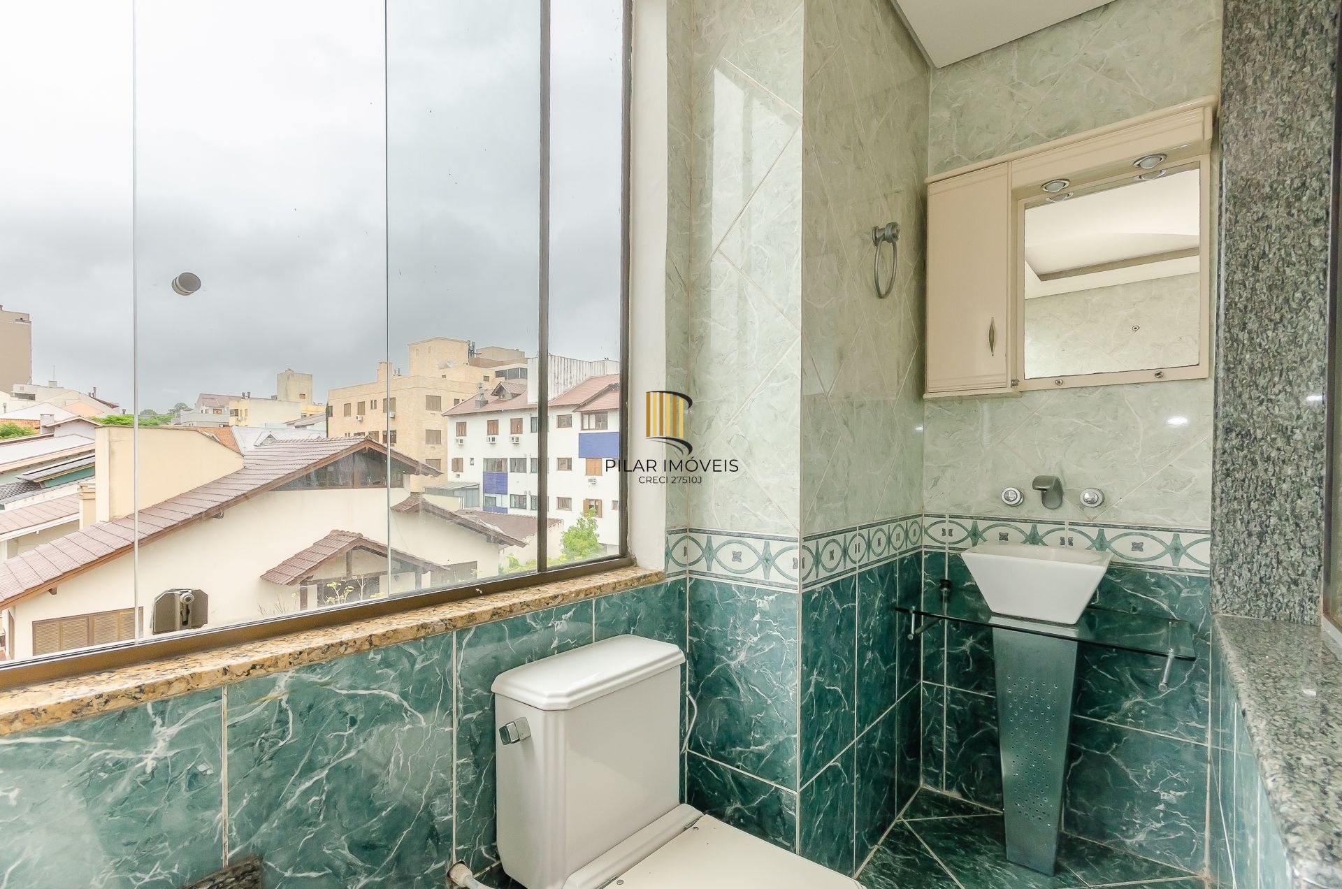 Edifício Canaã Cobertura com 3 dormitórios no bairro jardim Itú