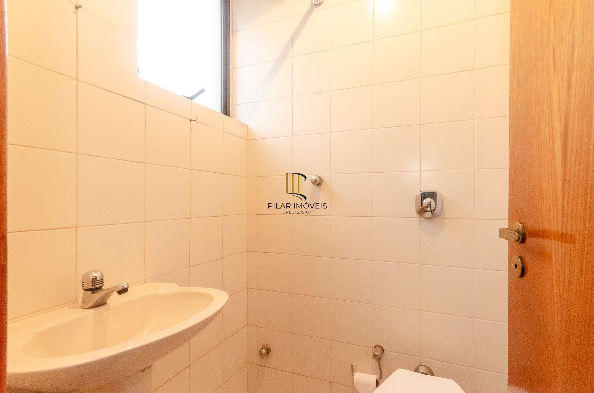 Edifício Luciana - Apartamento a venda com 2 dormitórios no Bairro Petrópolis