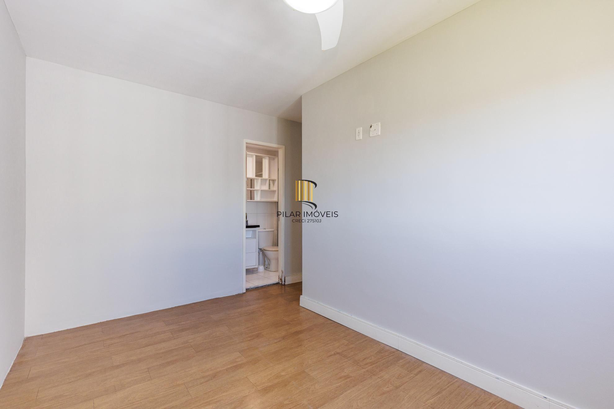 Morada de Cascais - Apartamento 3 dormitórios 1 suíte e vaga no bairro Passo das Pedras