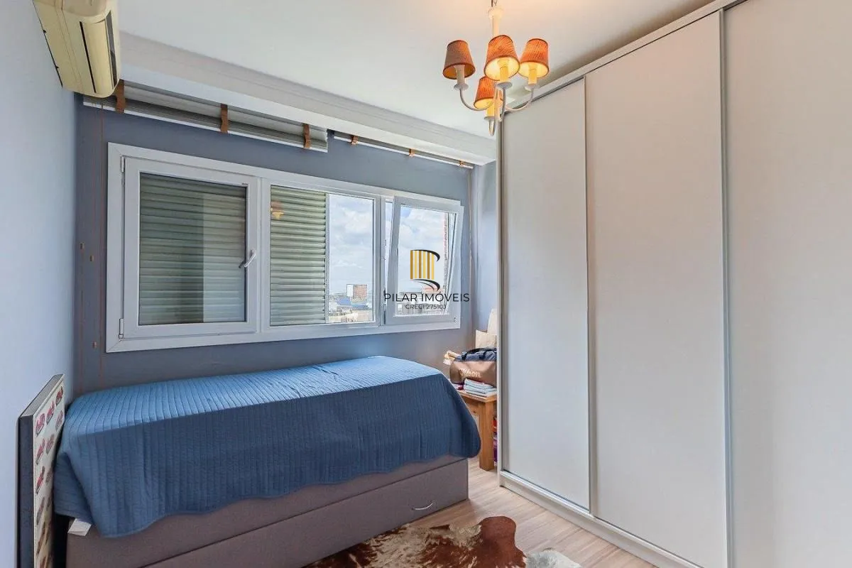 Apartamento de 3 dormitórios próximo ao Grêmio Náutico União