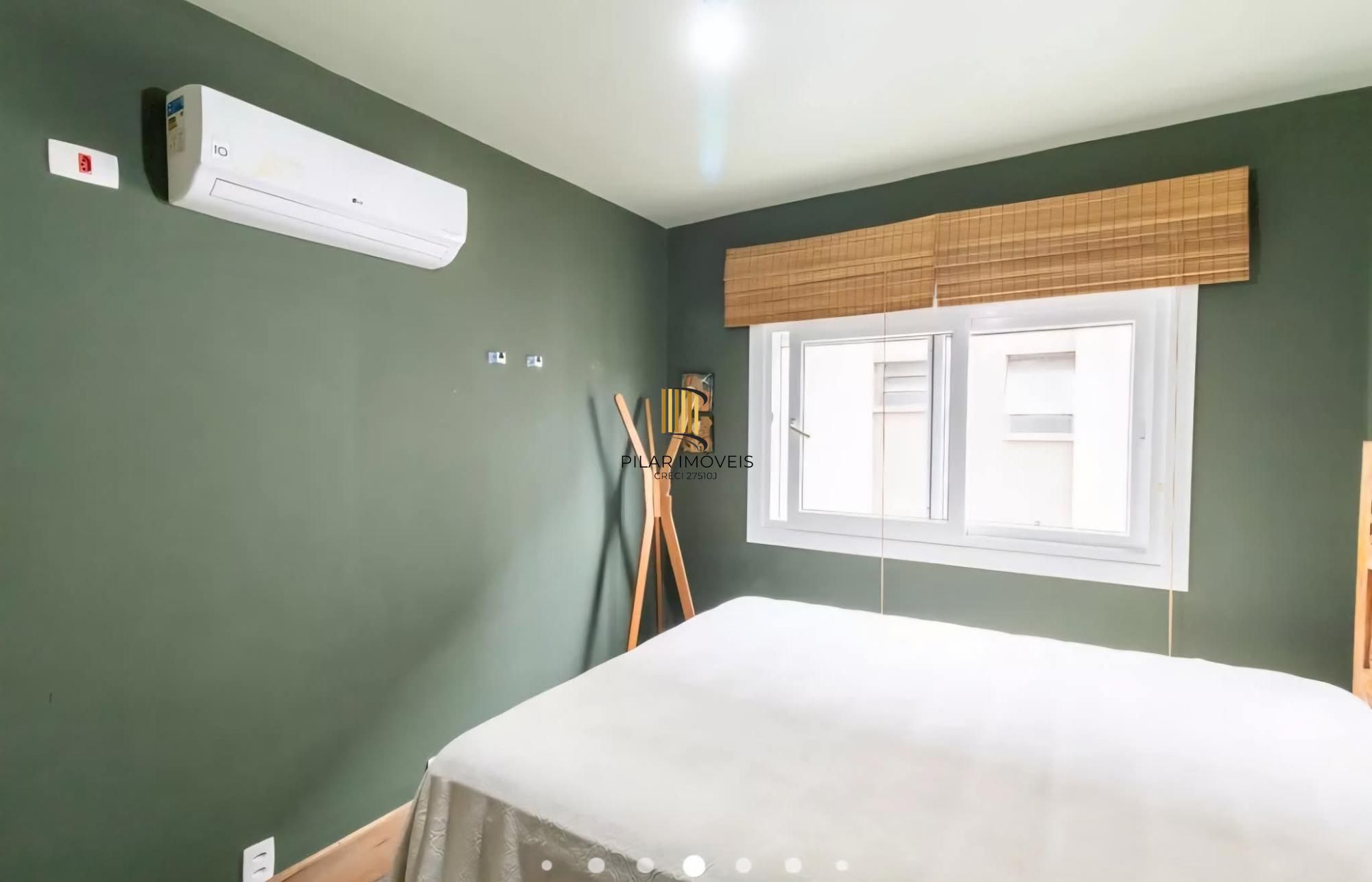 Apartamento  com 1 dormitório e 2 vagas