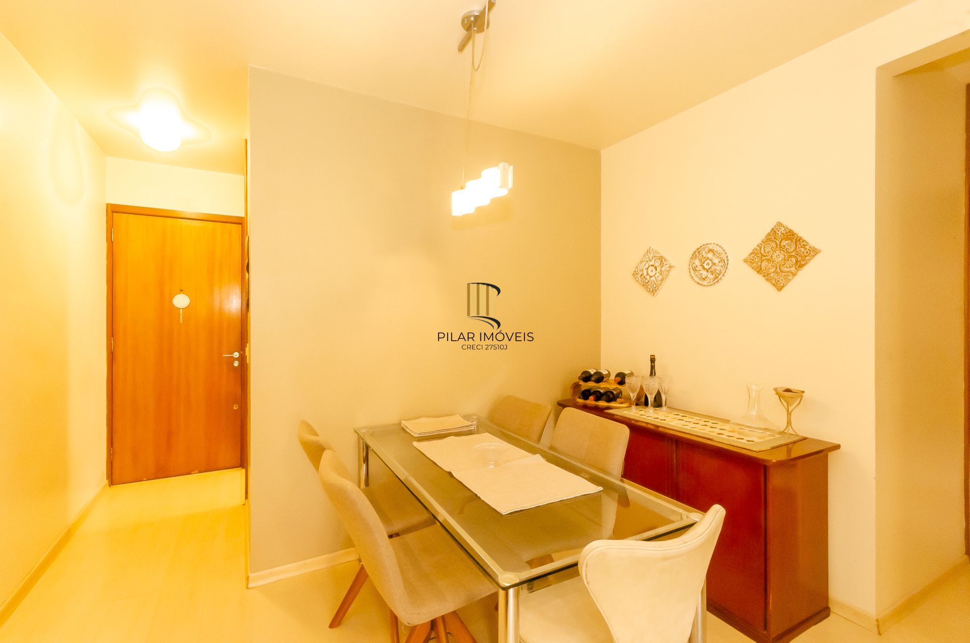 Edifício Residencial Villagio Di Roma- Apartamento a venda com 3 dormitórios no bairro Jardim Carvalho