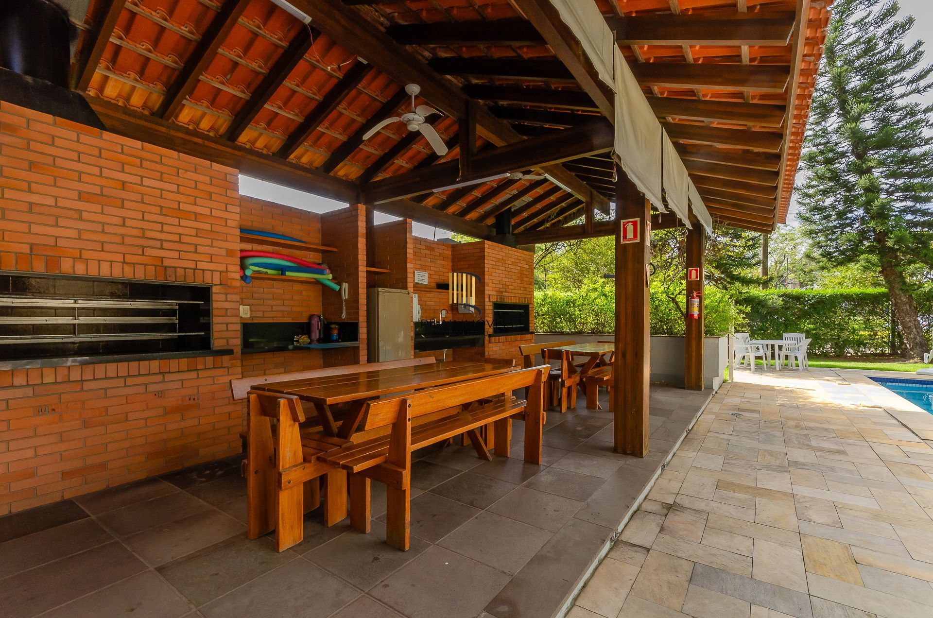 Edifício Praça Paris - Apartamento de 3 dormitórios em frente ao Colégio Anchieta