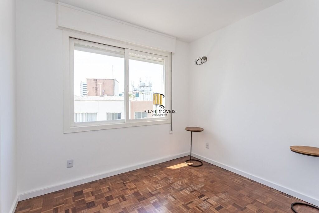 Edifício Maria Cristina Apartamento 1 dormitório no Bairro Petrópolis