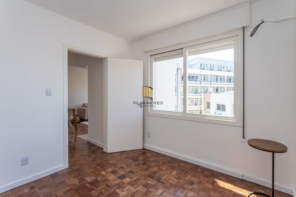 Edifício Maria Cristina Apartamento 1 dormitório no Bairro Petrópolis