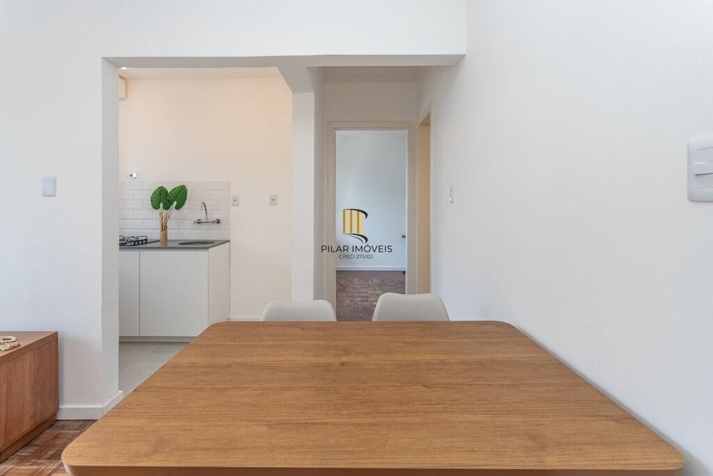 Edifício Maria Cristina Apartamento 1 dormitório no Bairro Petrópolis