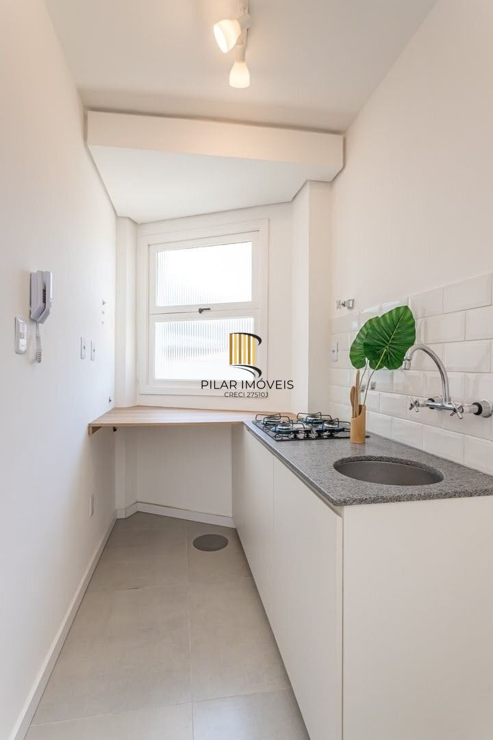 Edifício Maria Cristina Apartamento 1 dormitório no Bairro Petrópolis
