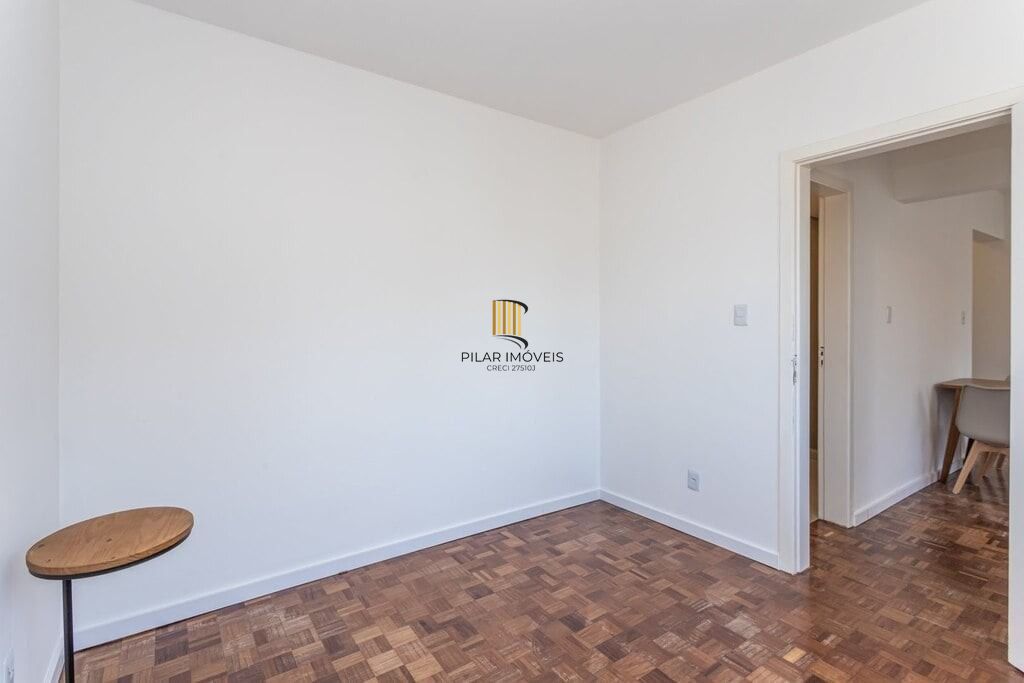 Edifício Maria Cristina Apartamento 1 dormitório no Bairro Petrópolis