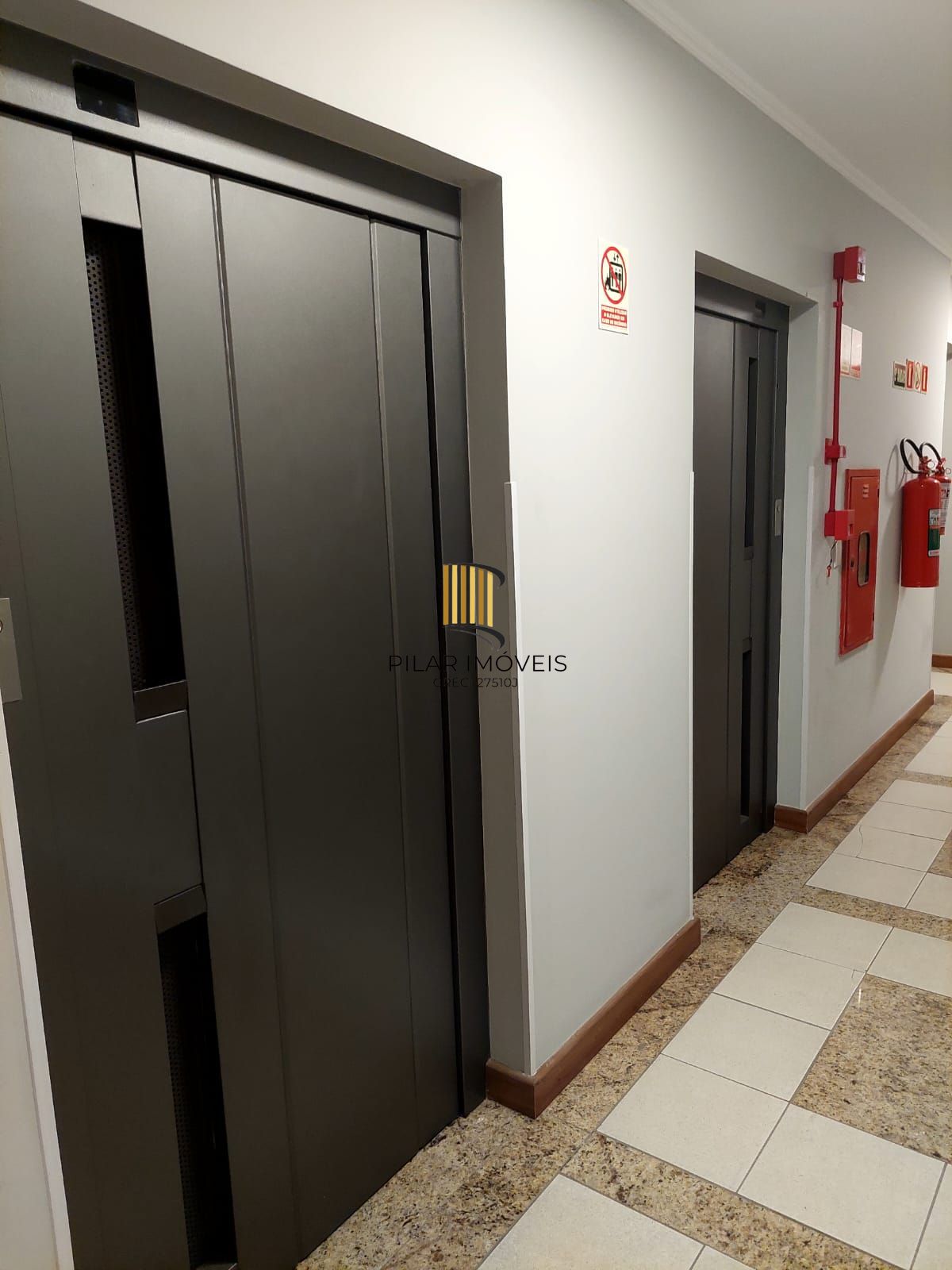 Edifício Les Halles de Paris Apartamento 2 dormitórios no bairro Três Figueiras
