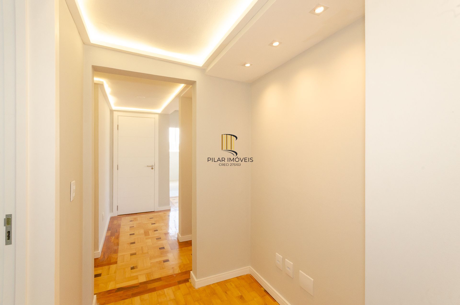 Edifício Anne Franke Apartamento com 3 Dormitórios no bairro Petrópolis