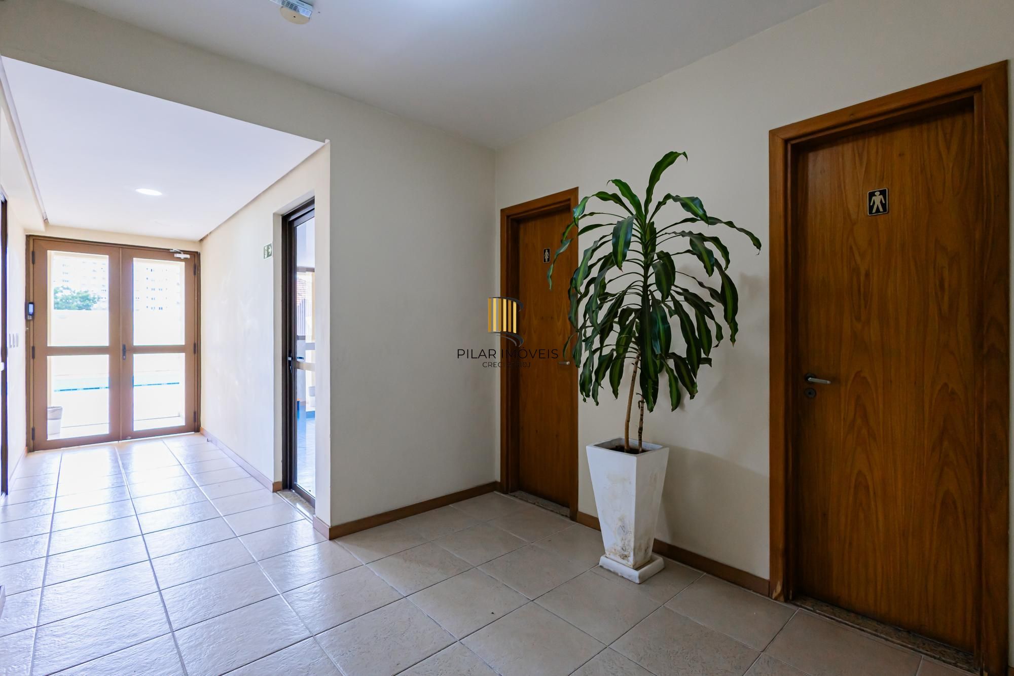 Colinas Garden Apartamento de 2 Dormitórios com Suíte e 2 Vagas no Bairro Passo d'Areia