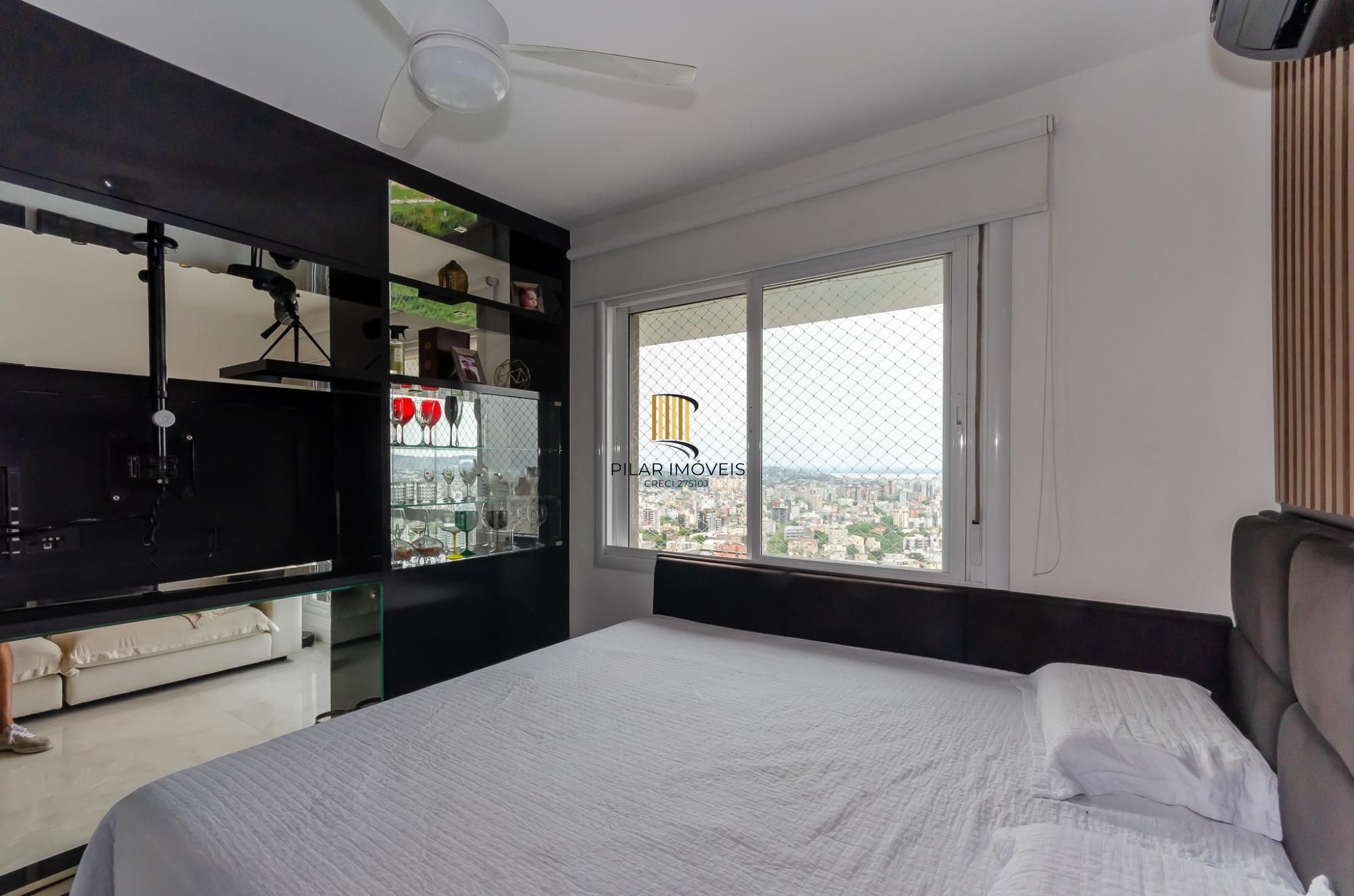Axis Home Apartamento de 1 dormitório no Petrópolis