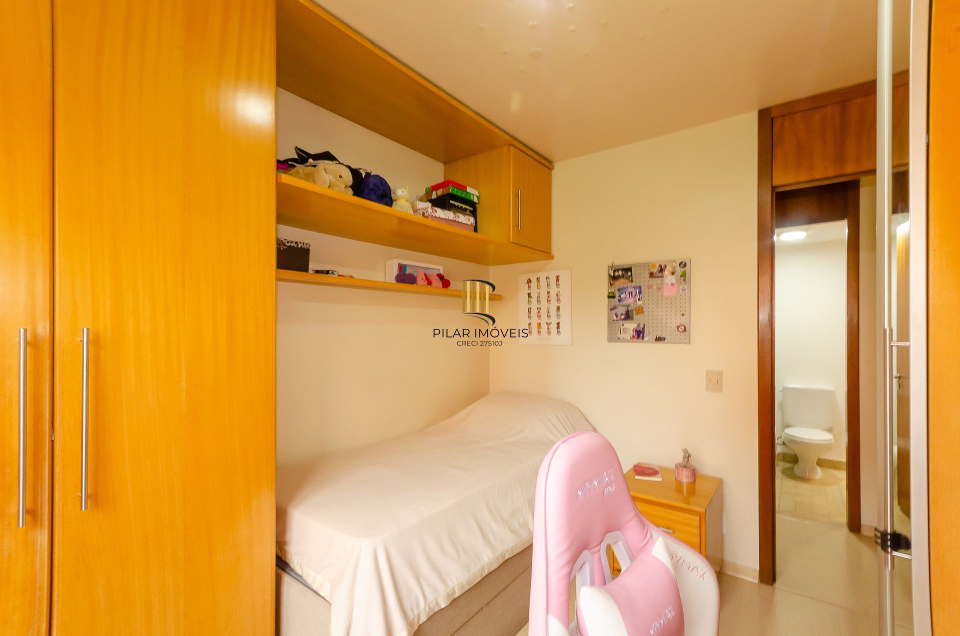 Edifício Residencial Villagio Di Roma- Apartamento a venda com 3 dormitórios no bairro Jardim Carvalho