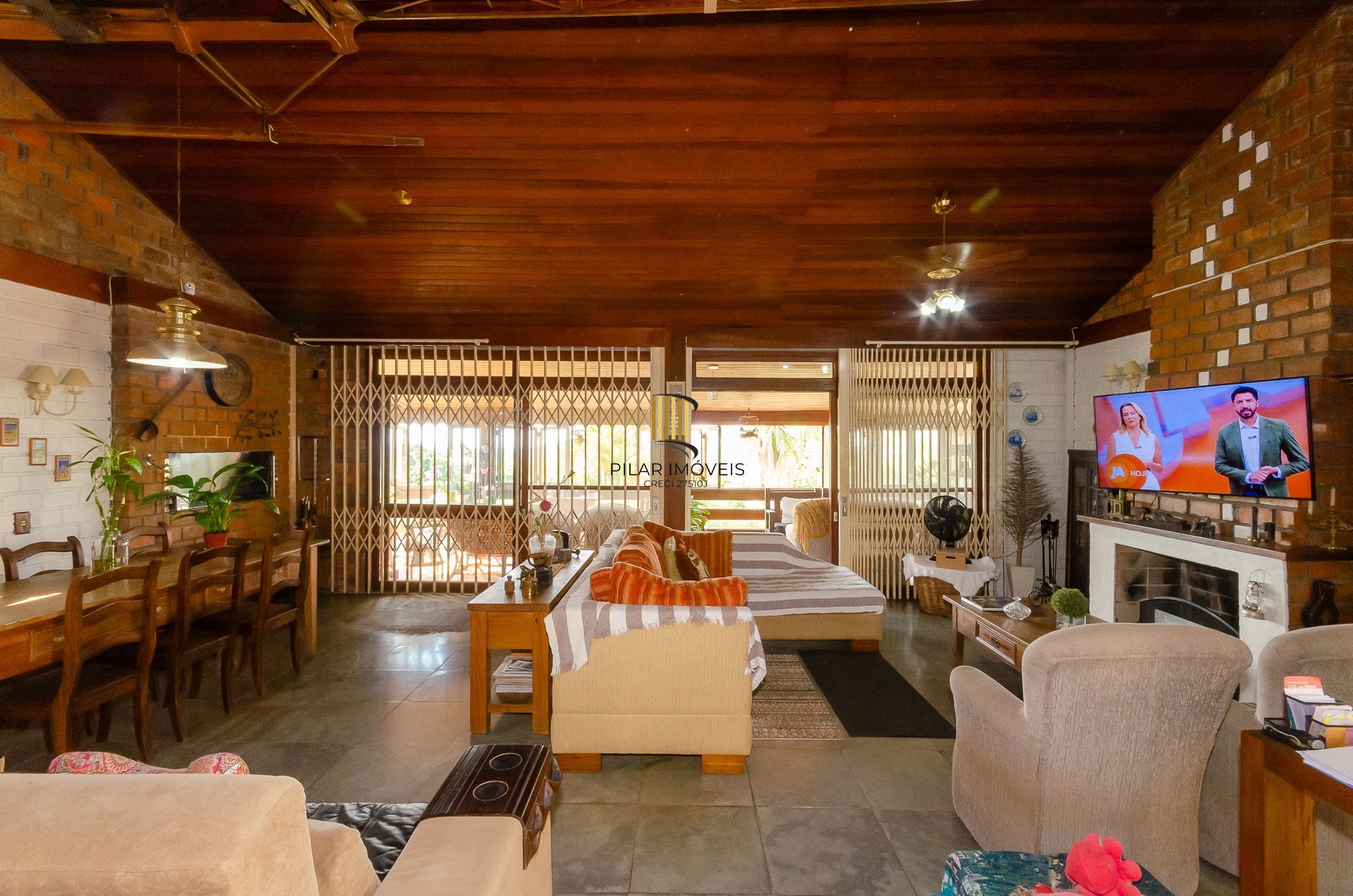 Casa Exclusiva na Zona Sul com Vista Panorâmica, Piscina e Poço Artesiano!