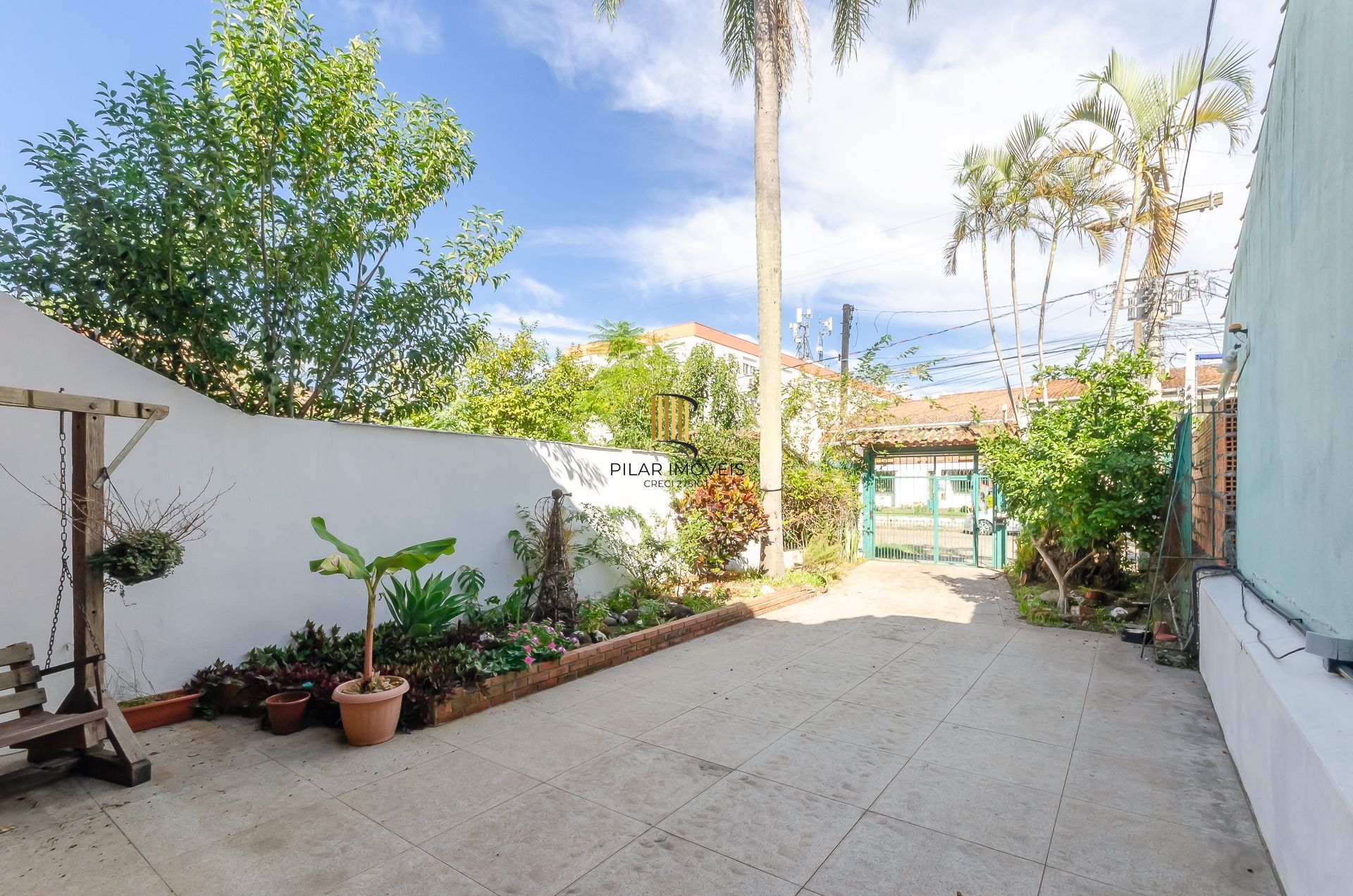 Casa no Bairro Glória - 4 dormitórios