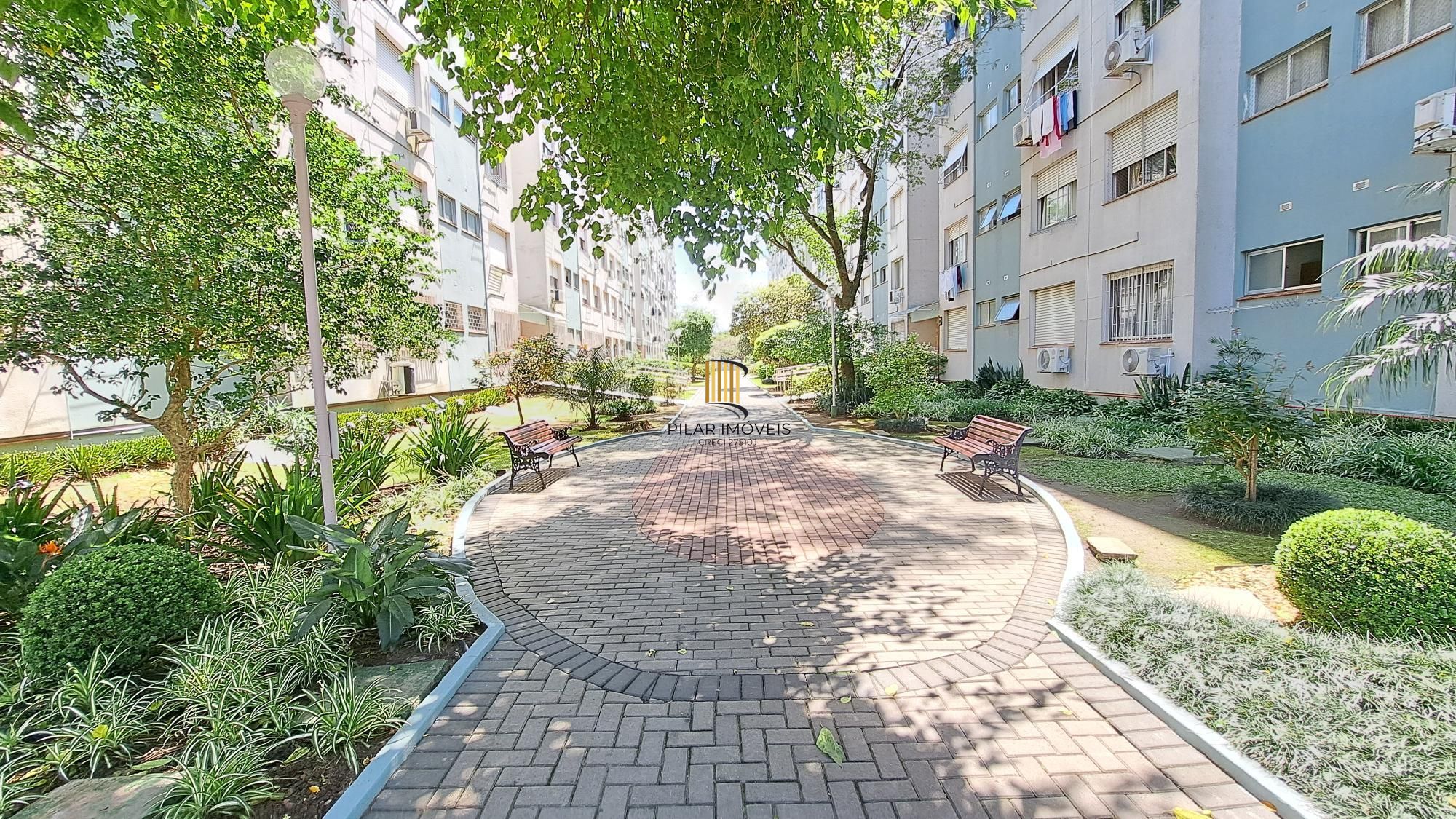 Apartamento 2 dormitórios com vaga no bairro Sarandi