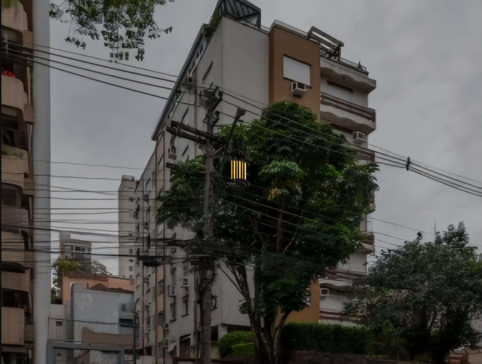 Apartamento com 111m², 3 dormitórios no bairro São João.