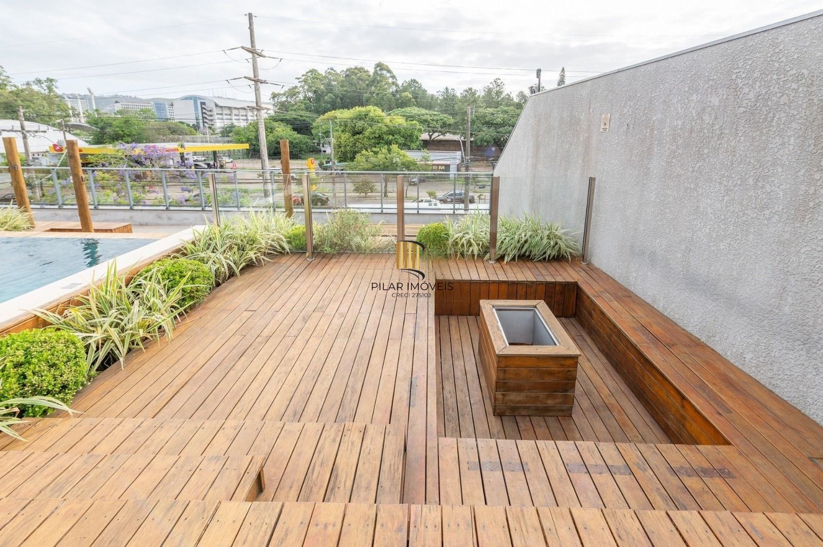 Yellow residence Apartamento de 2 Dormitórios Semimobiliado com 2 Vagas Próximo a Pucrs