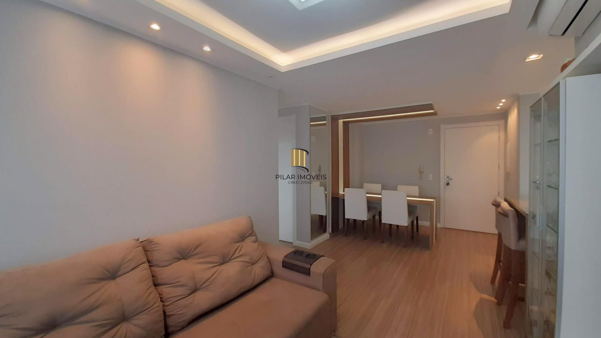 Icon Residencial Apartamento último andar de 2 dormitórios com Suíte Semi mobiliado