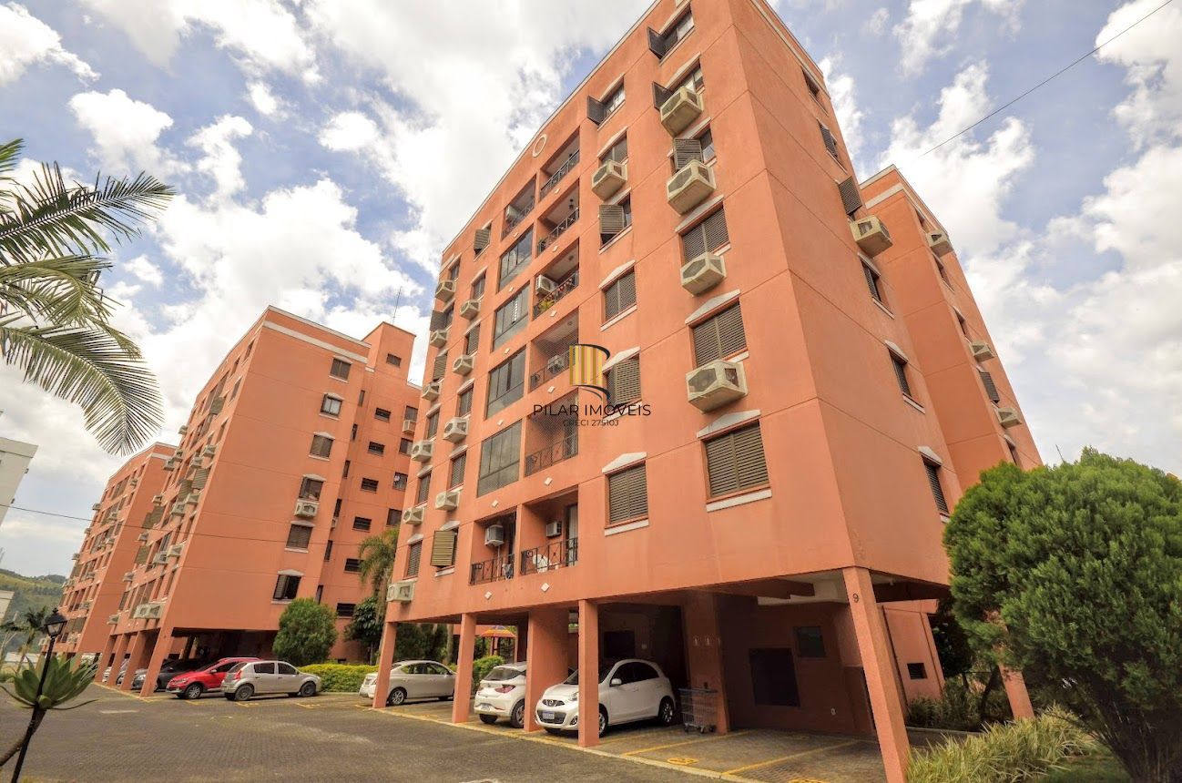 Edifício Residencial Villagio Di Roma- Apartamento a venda com 3 dormitórios no bairro Jardim Carvalho